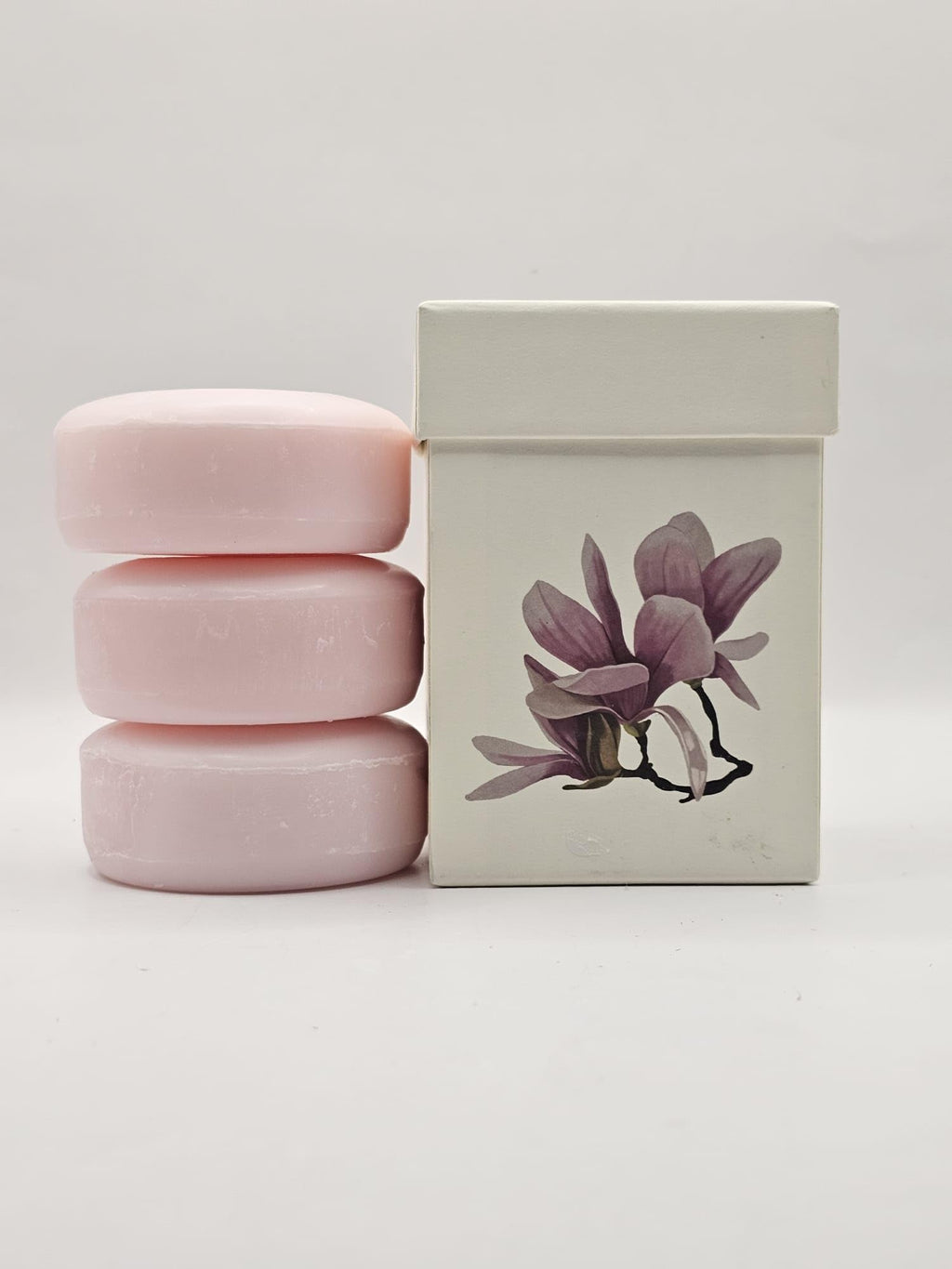 Alchimia Magnolia 3-Pack Soap Gift Box | Italian Vegetable Soap, 450g
