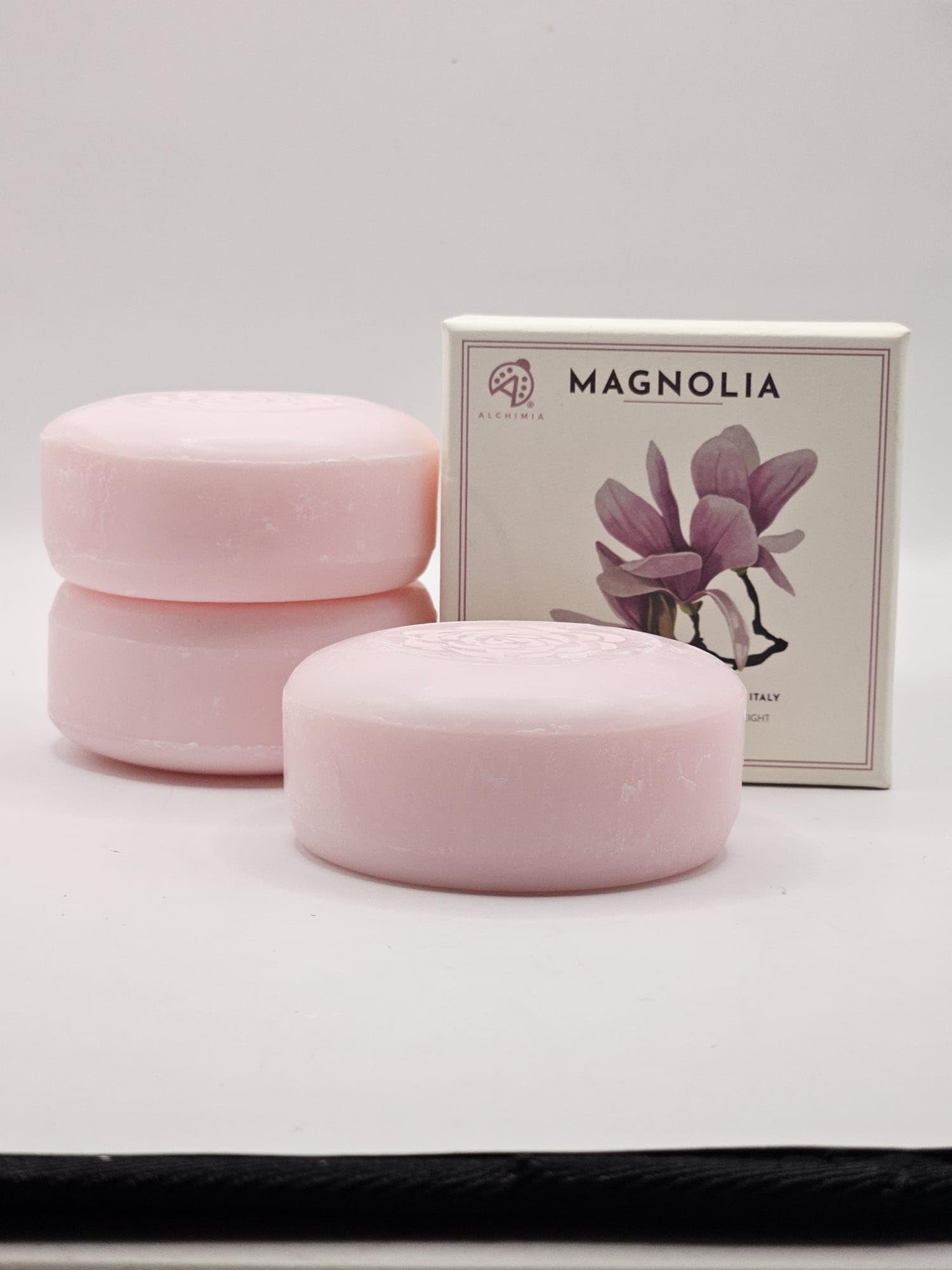 Alchimia Magnolia 3-Pack Soap Gift Box | Italian Vegetable Soap, 450g