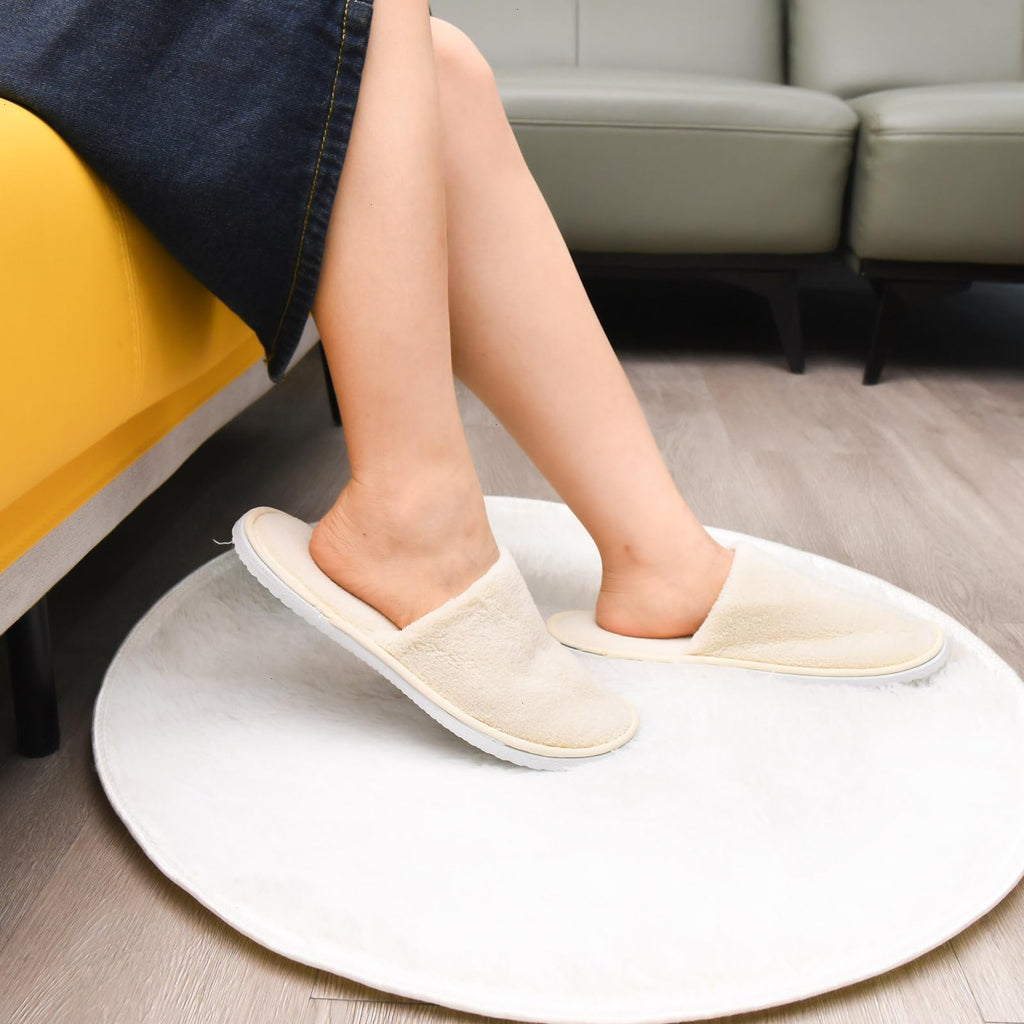 AQUEENLY Guest Slippers – Washable, Non-Slip Indoor Slippers (12 Pack)