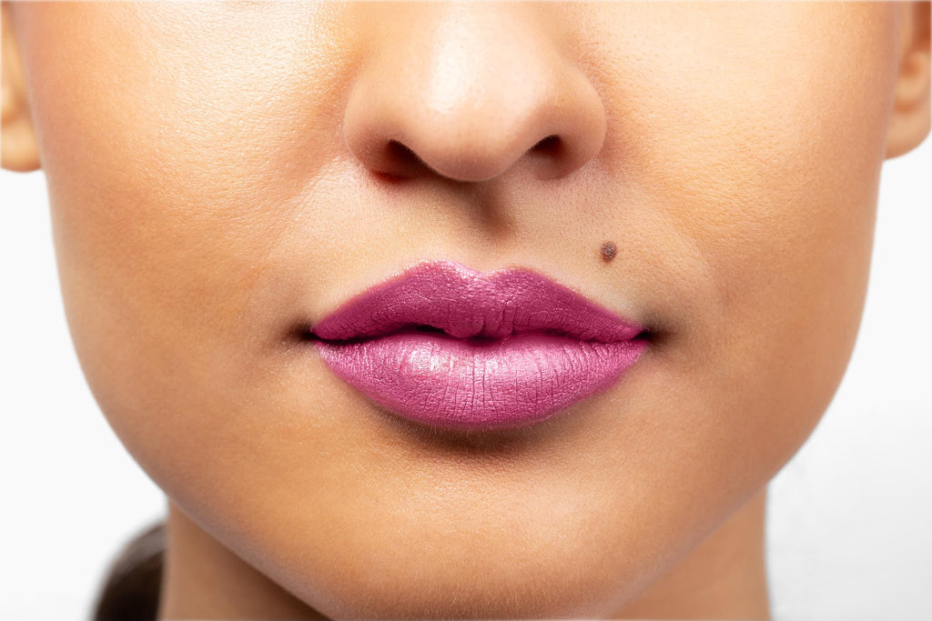 Aromi Metallic Liquid Lipstick – Pink Sugar | Long-Lasting, Transfer-Proof, Waterproof Lip Color (Paraben & Phthalate Free)