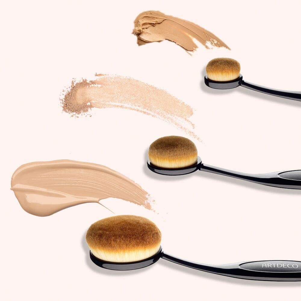 ARTDECO Medium Oval Brush – Airbrush Finish for Powder, Cream & Liquid