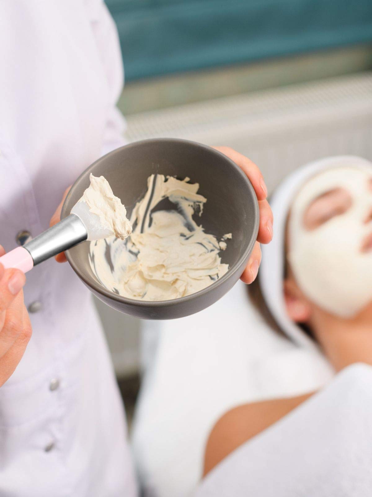 Bare Essentials Living - Clay Face Mask Mixing Bowl Set with Bamboo Lid, Spoon & Dual-Sided Brush