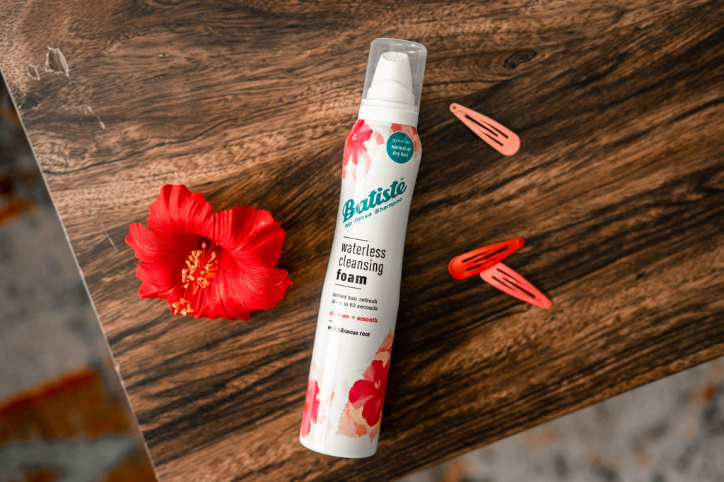 Batiste Waterless Foam Cleanse & Smooth with Hibiscus Root – 3.6 oz