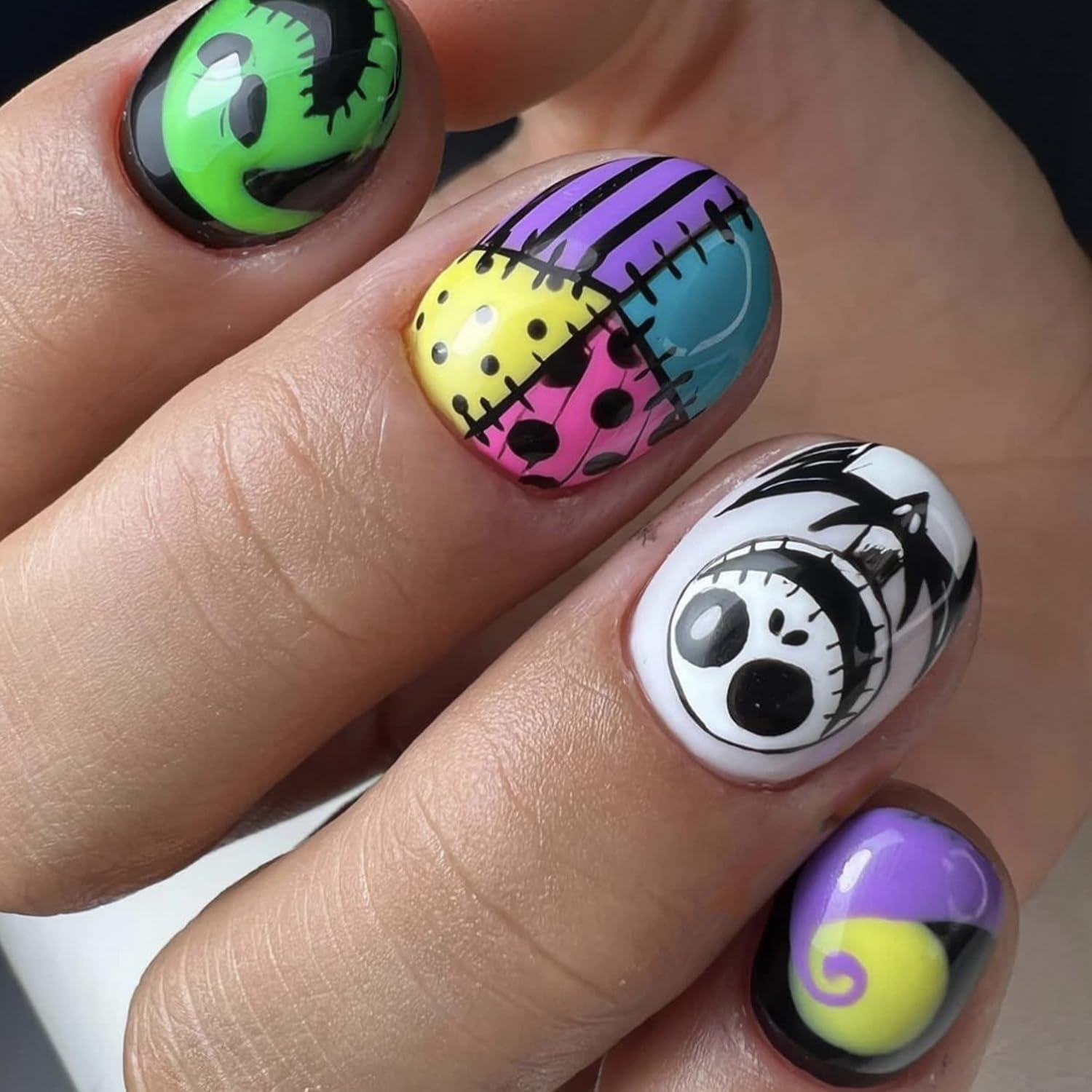 BHOOKA Halloween Press-On Nails Kit – 144 Short Square Full Cover Nails in 6 Styles
