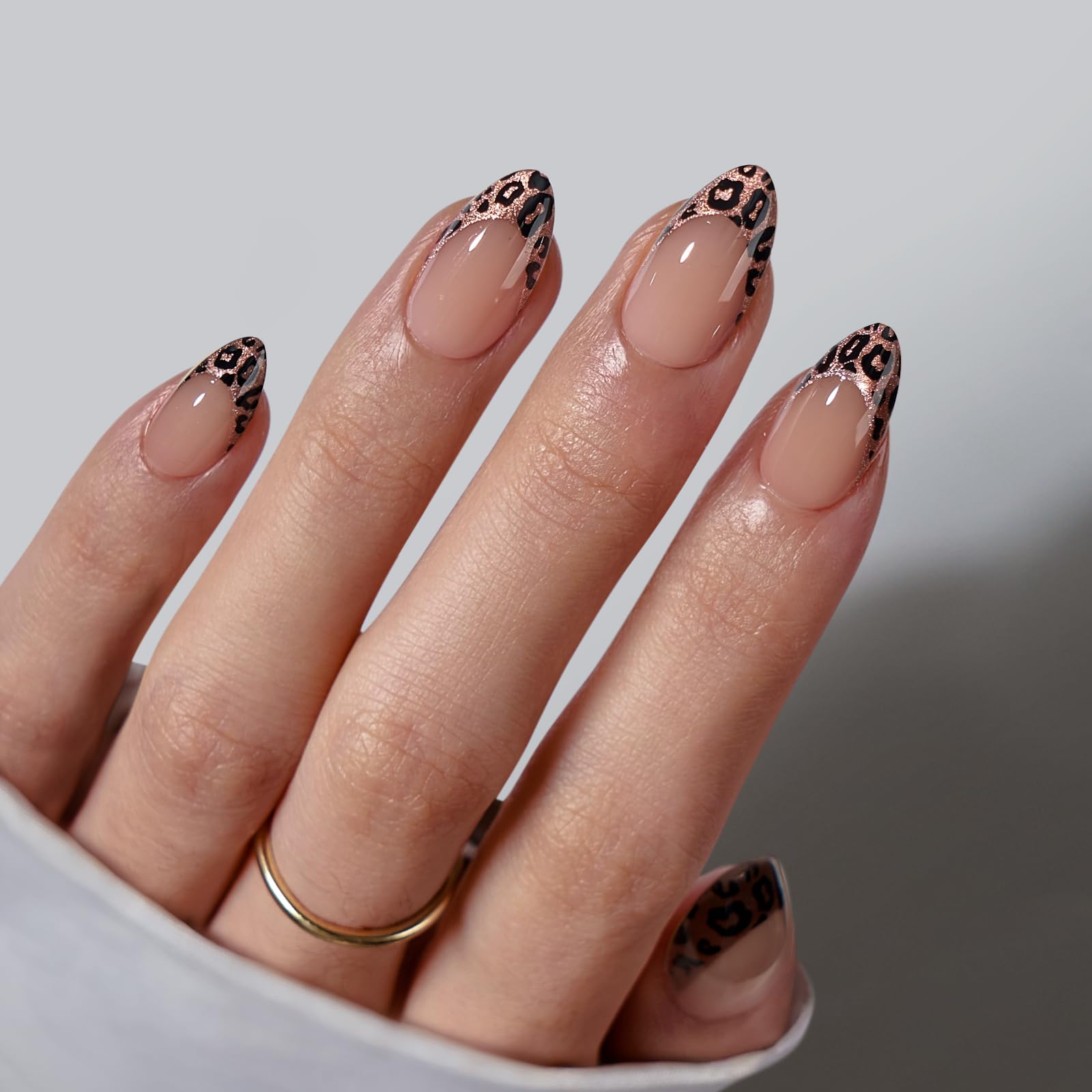 BTArtbox Press On Nails Short - Leopard French Tip Almond Kit