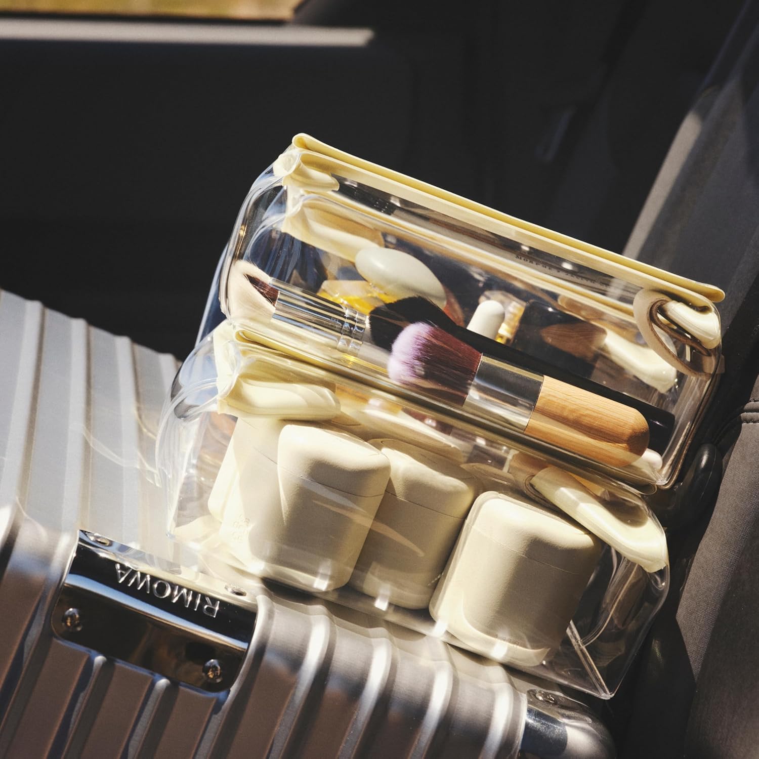 Cadence Travel Containers - 6-Piece Magnetic Body Care Set | 2 Small & 4 Medium Capsules