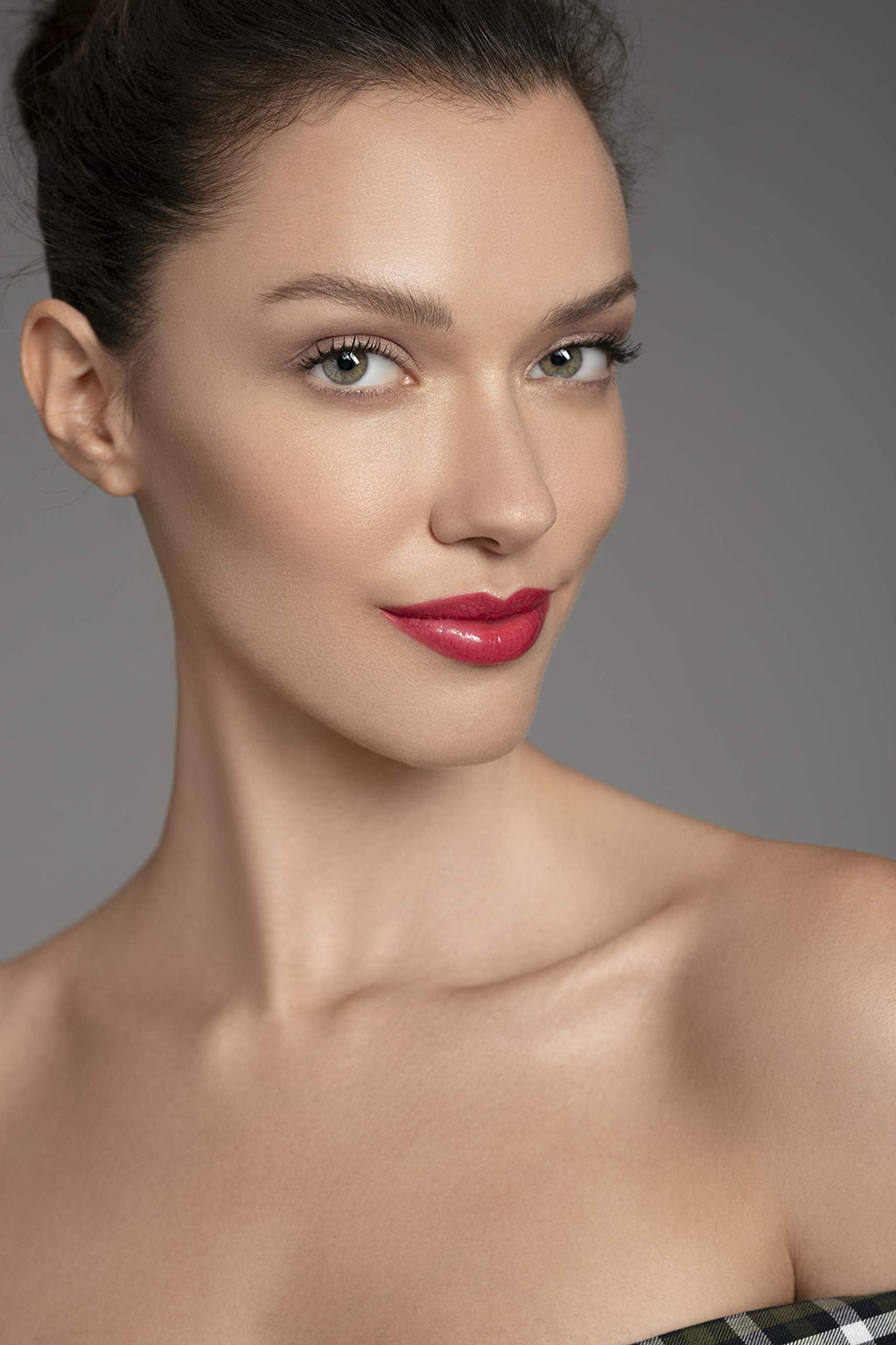 Careline Everlast Lip Color #719 Light Berry – 12H Transfer-Proof Lip Color