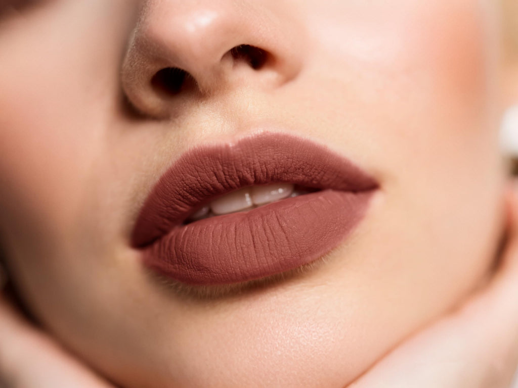 Catkin Moist Lipstick – Hydrating Matte Lip Color with Vitamin E & Avocado Oil (168)