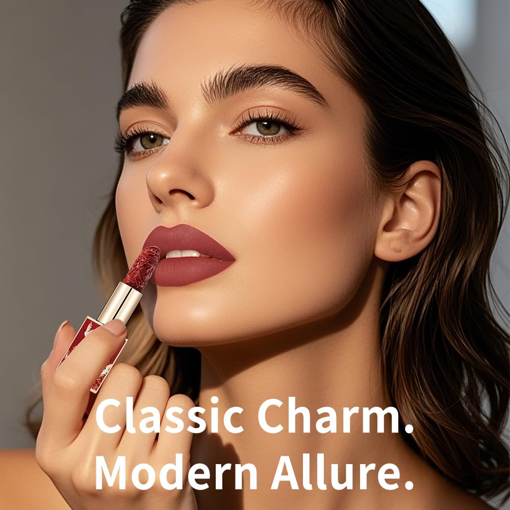 Catkin Moist Lipstick – Hydrating, High-Impact Rose Glow (136)