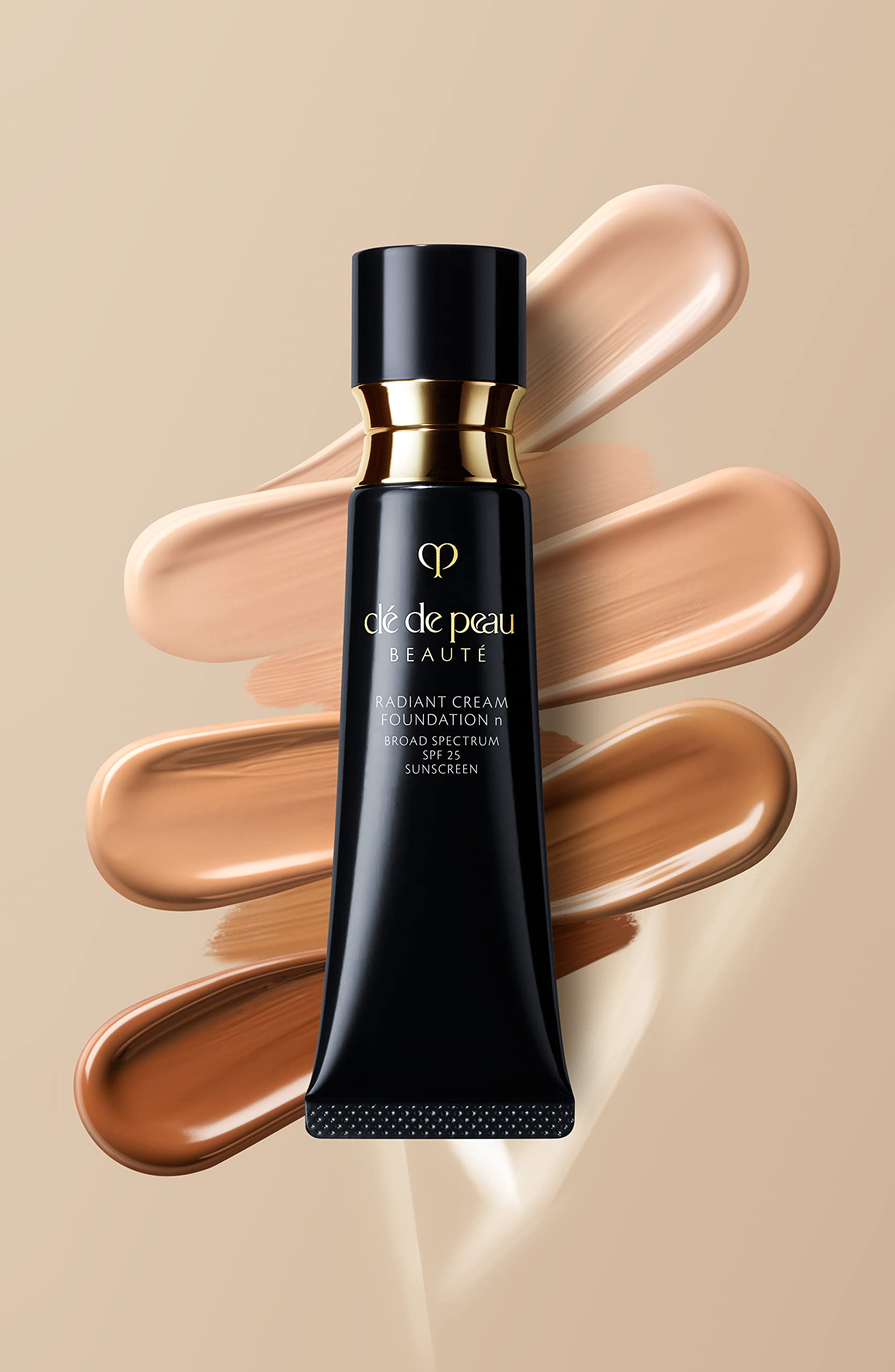Clé de Peau Beauté Radiant Cream Foundation SPF 25 I10 – Skincare-Infused Coverage