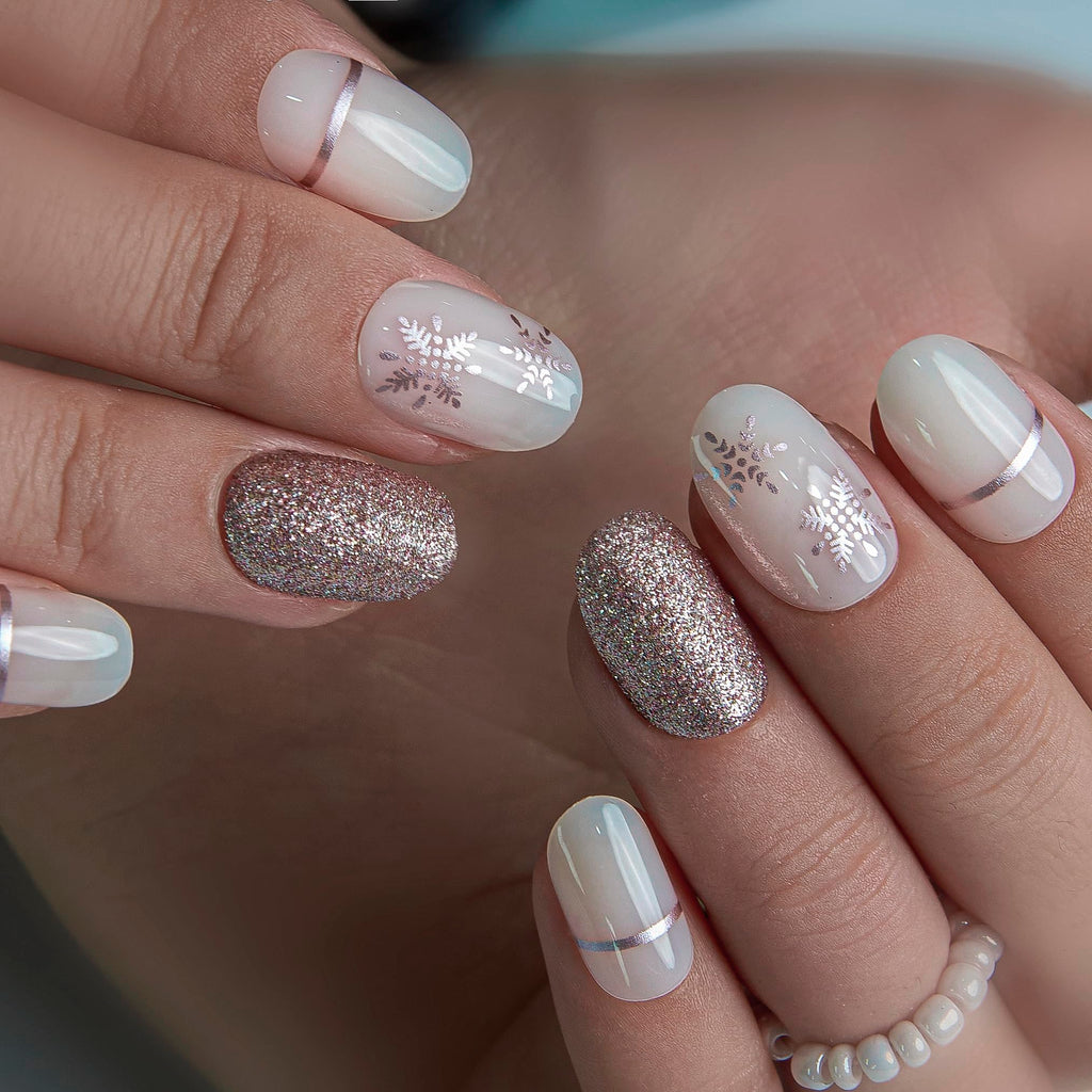 CurvLife Snowflake Silver Press-On Nails – 32pc Reusable Full-Cover Acrylic Kit for Women