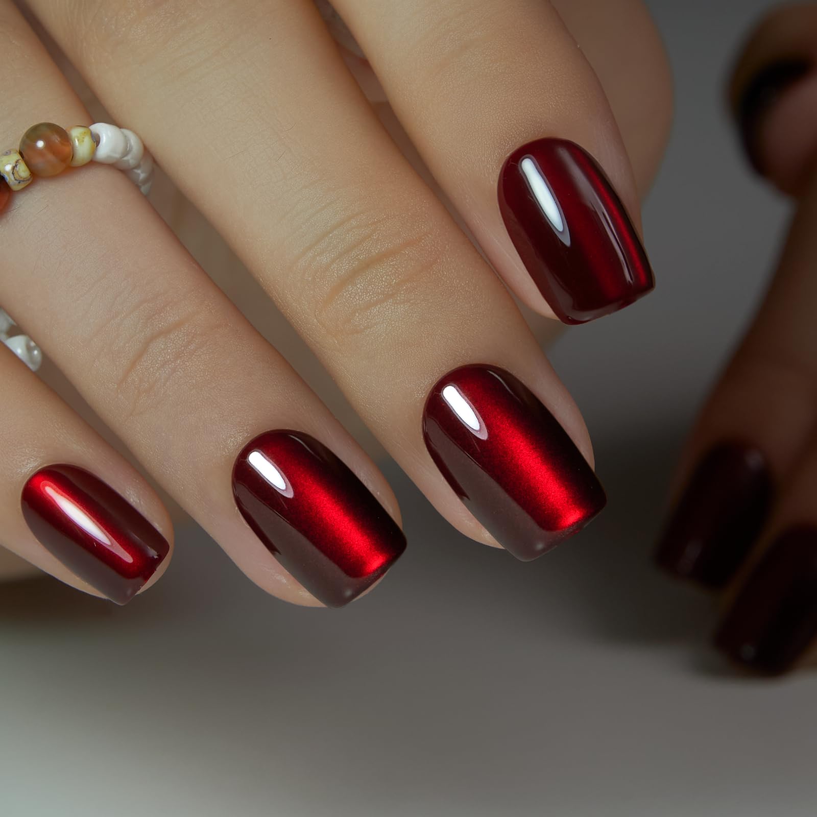 CurvLife Press-On Nails – Short Square Cat Eye Red Apricot Design, Full-Cover Glue-On Nails for Women
