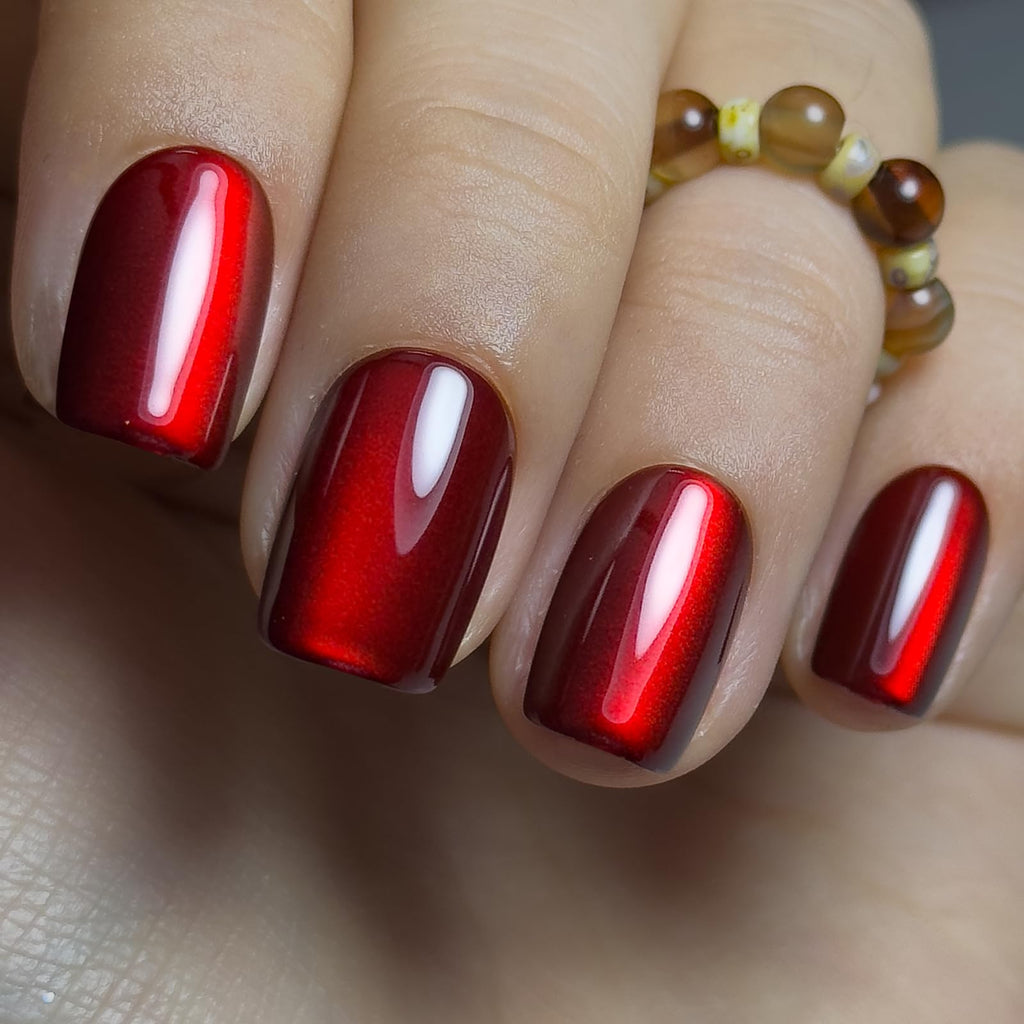 CurvLife Press-On Nails – Short Square Cat Eye Red Apricot Design, Full-Cover Glue-On Nails for Women