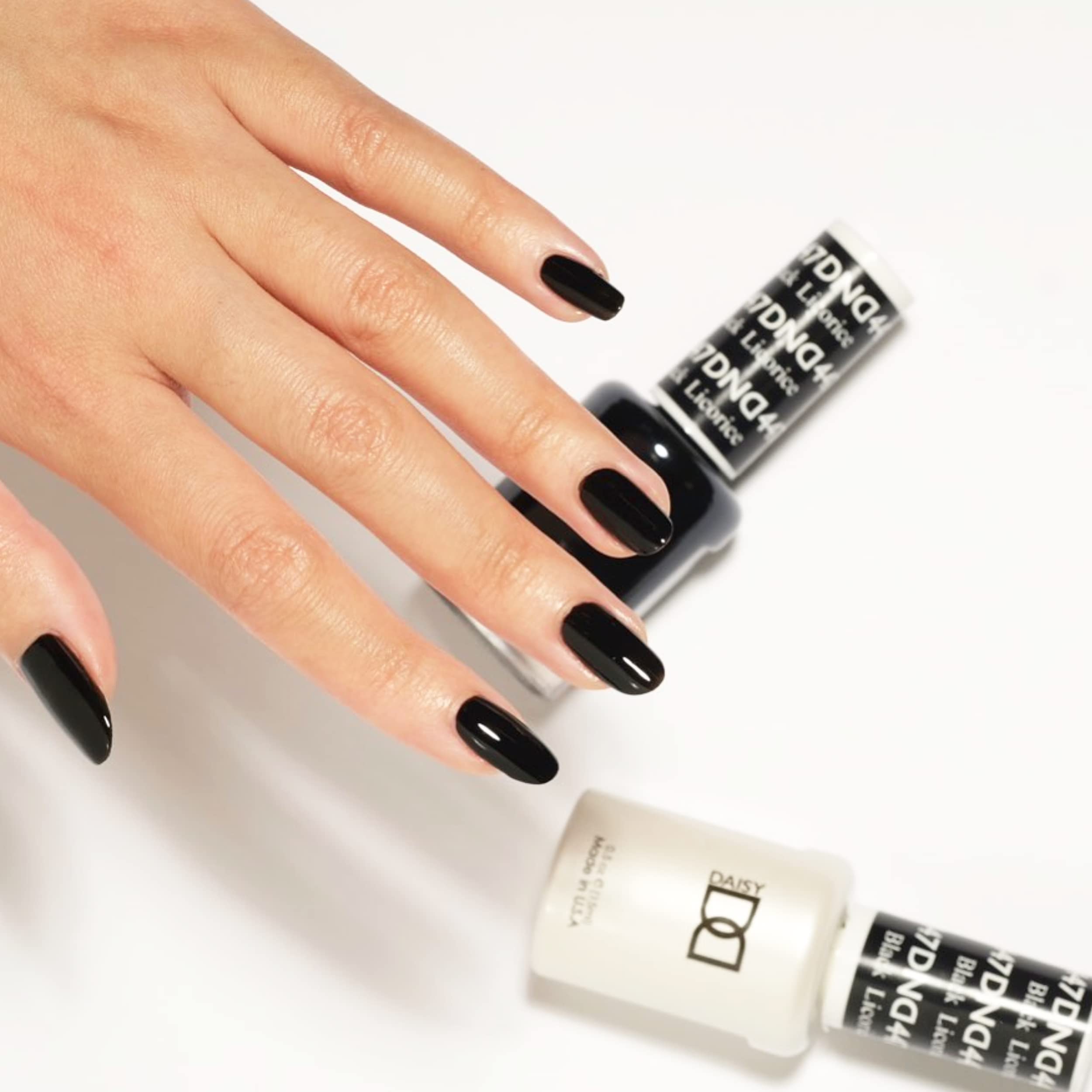 DAISY DND Gel Polish Set – Black Licorice 447 | Gel + Lacquer Duo | 0.5 oz
