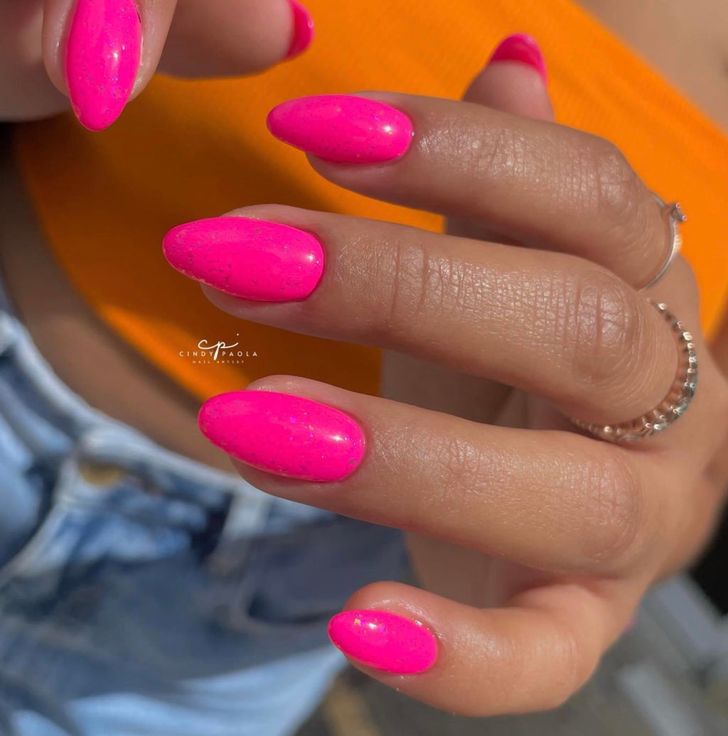 DAISY DND DC Gel Polish Set – Pink Collection Hibiscus, Gel Polish & Air-Dry Lacquer Duo