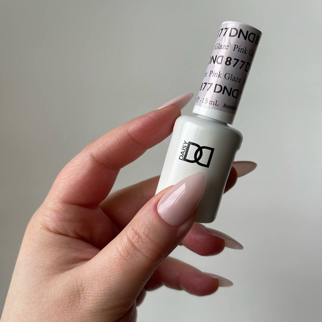 DAISY DND Gel Polish Set Pink Glaze 877 – Duo Gel Polish & Lacquer (0.5 fl oz Each)
