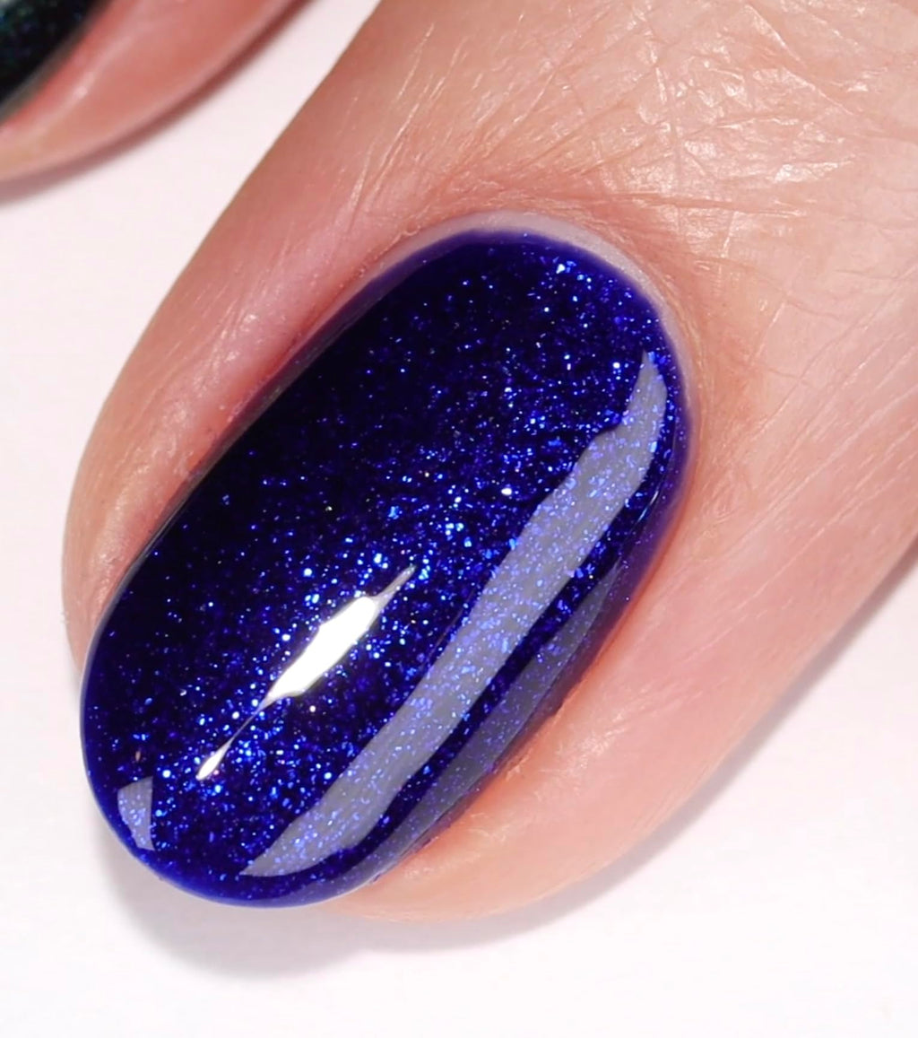 Daisy DND Indigo Wishes Gel Polish & Lacquer Duo – 764 Indigo Wishes (Purple Collection)