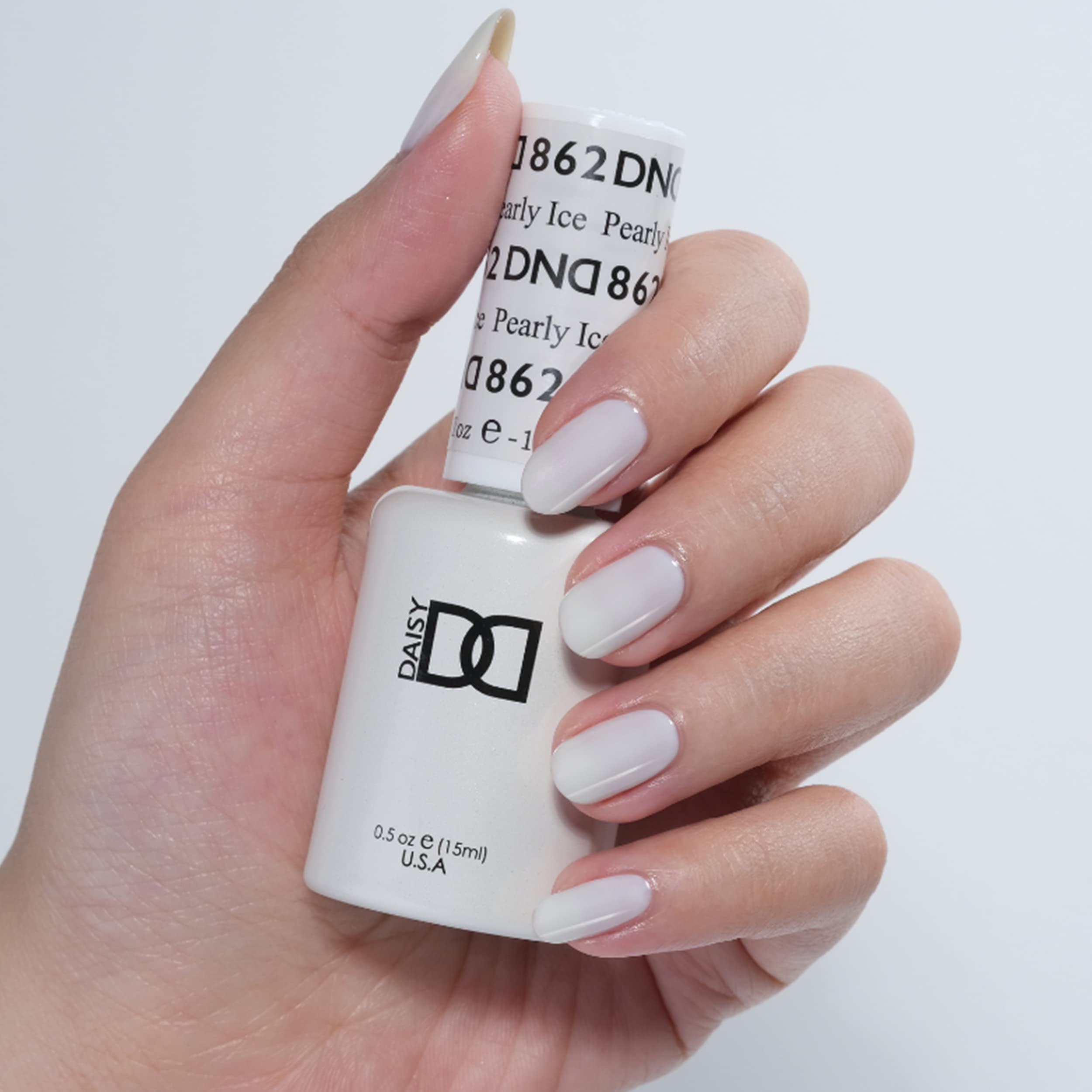 DAISY DND Gel Polish Set – Pearly Ice 862 Sheer Gel Polish + Matching Lacquer Duo (0.5 fl oz each)