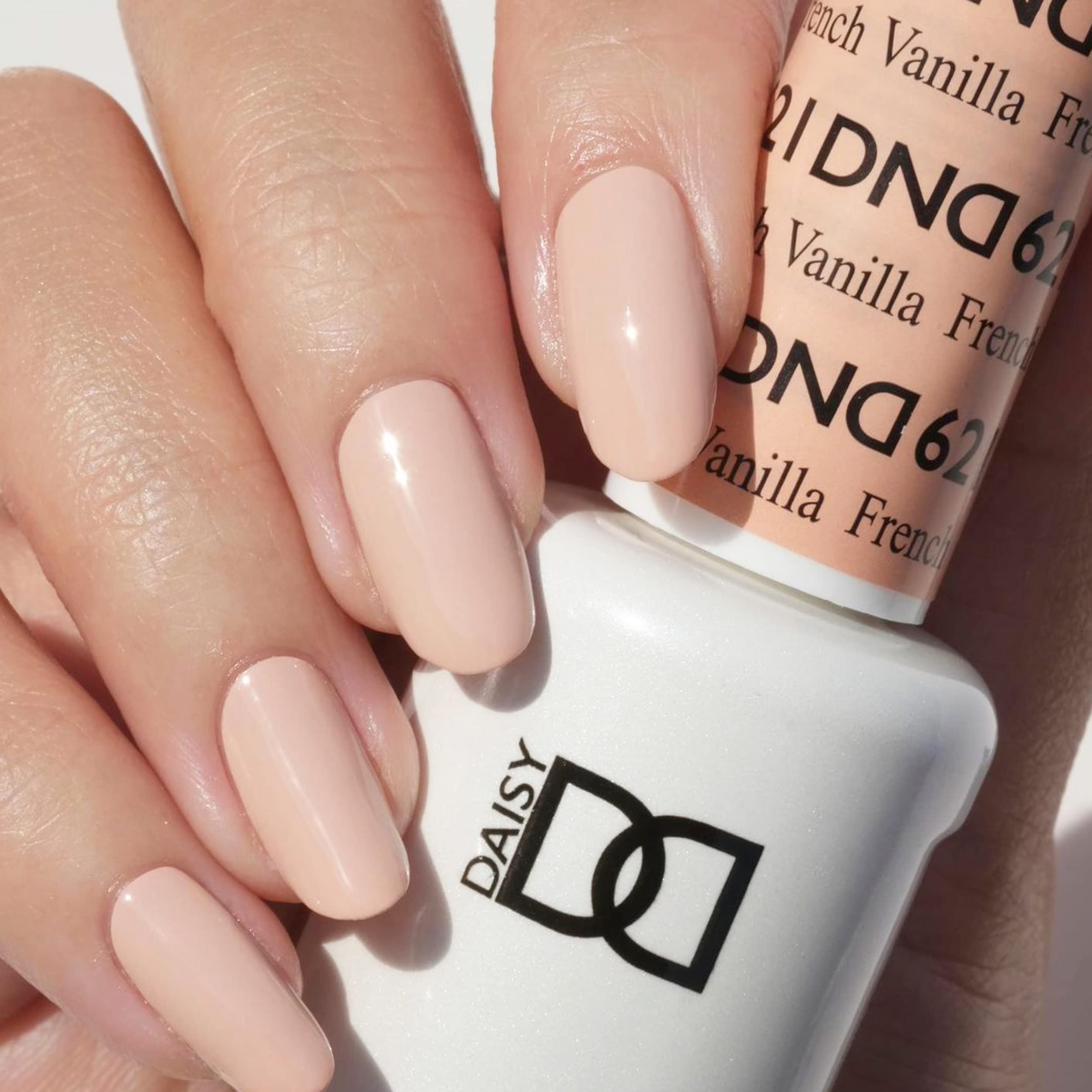 DAISY DND Gel Polish Set – Beige Nude 621 French Vanilla | UV/LED Gel Polish + Air Dry Lacquer Duo