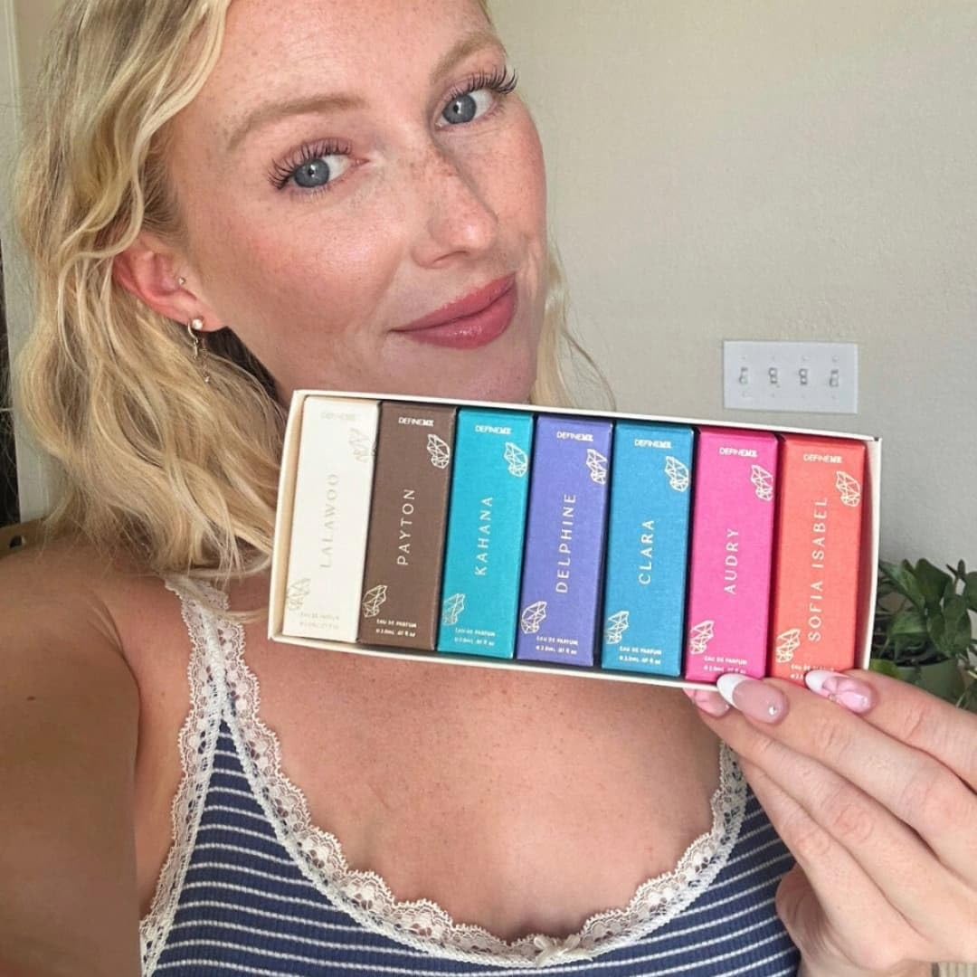 DefineMe Mini Perfume Gift Set – 7 Scents, Travel-Ready & Vegan