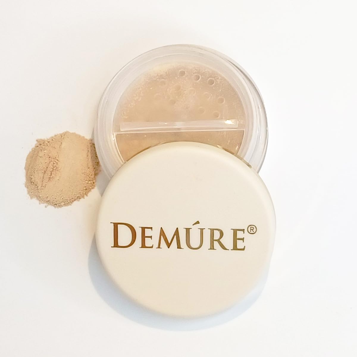 DEMÚRE Demure Mineral Concealer – Lightweight Yellow-Tone Coverage for Dark Circles