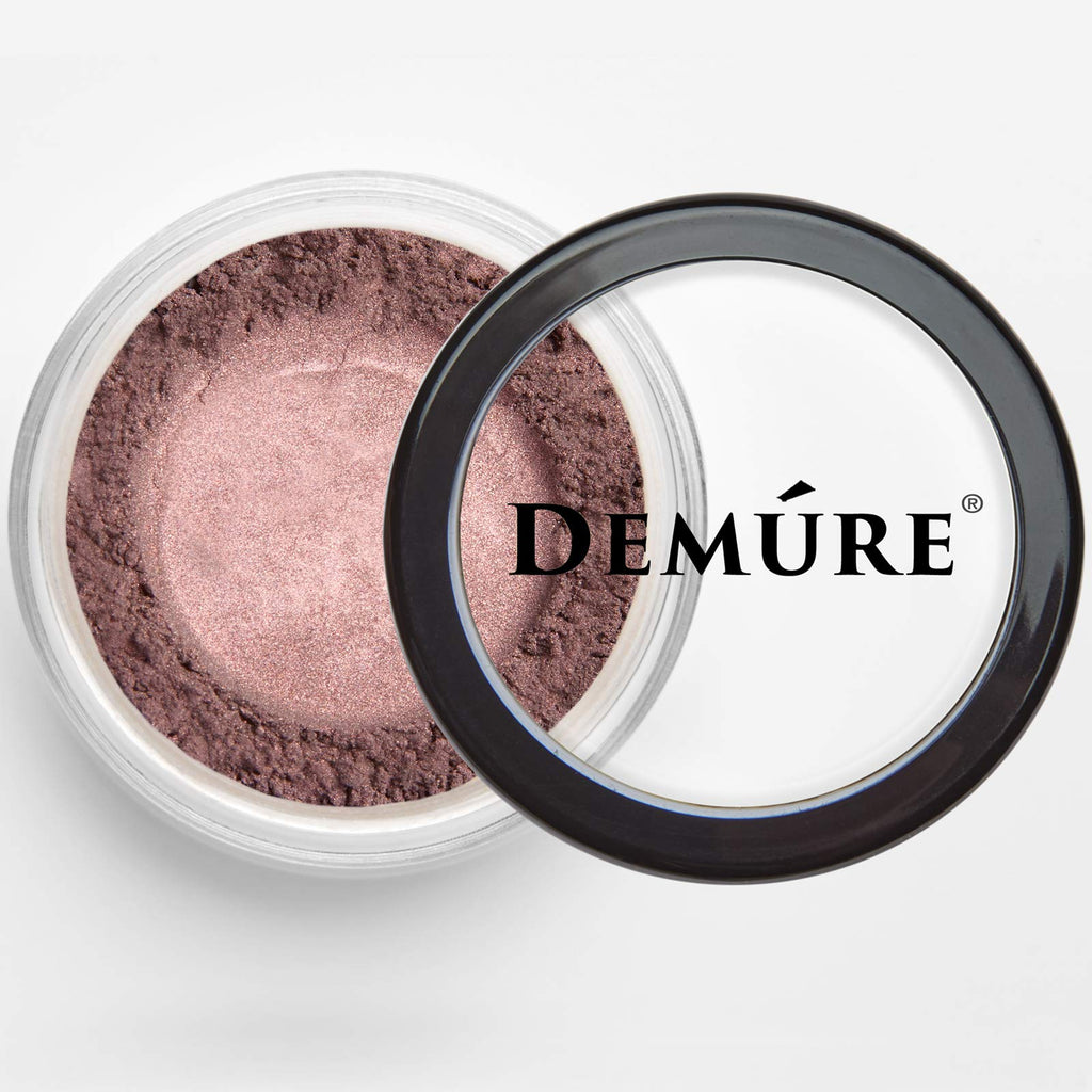 Demure Mineral Eye Shadow Plum – Shimmer Loose Powder by DEMÚRE