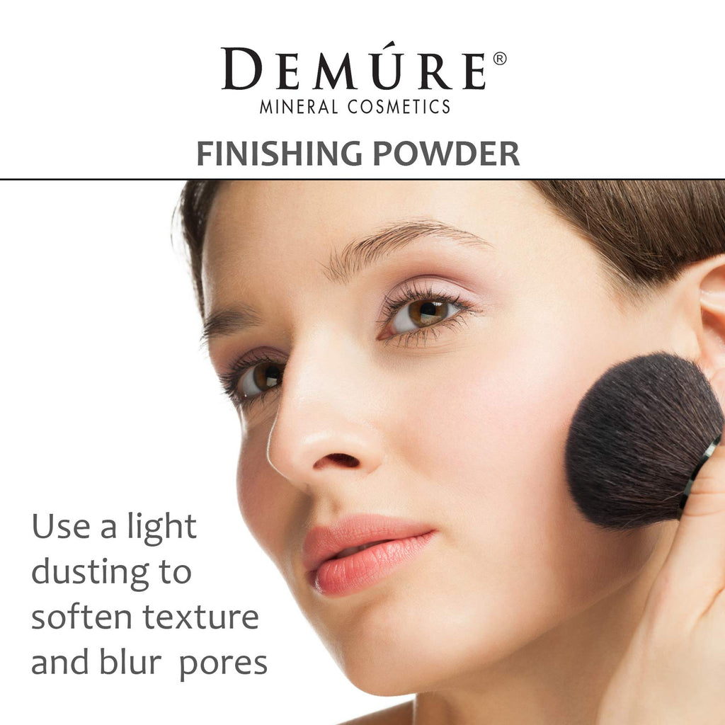 DEMÚRE Demure Mineral Finishing Powder in Tan | Loose Setting Powder for Lasting Makeup