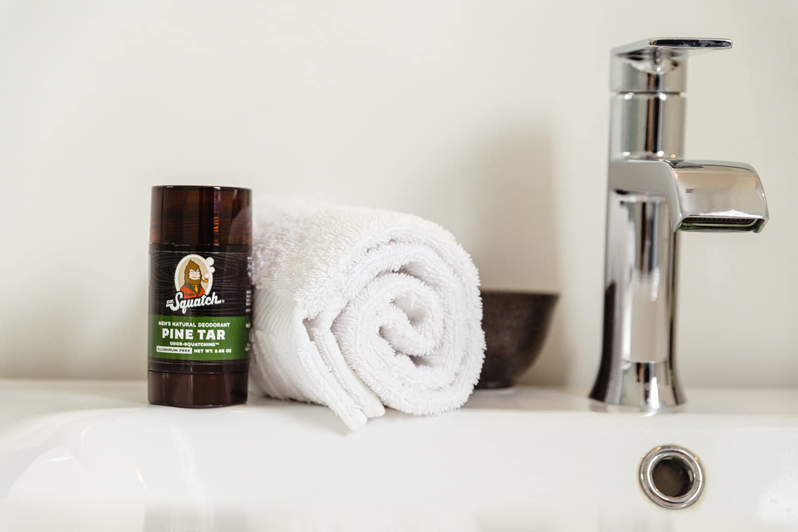 Dr. Squatch Natural Deodorant for Men - Aluminum-Free Pine Tar 2.65 oz