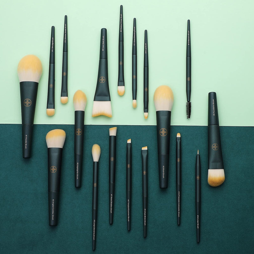 EIGSHOW 18pc Pro Makeup Brush Set with Eco Cylinder — Cruelty-Free