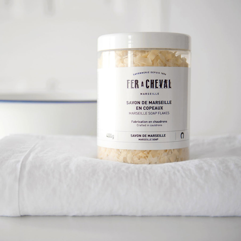 Fer à Cheval Marseille Soap Flakes – Vegetable Soap Base for Soap Making from France | 400 g