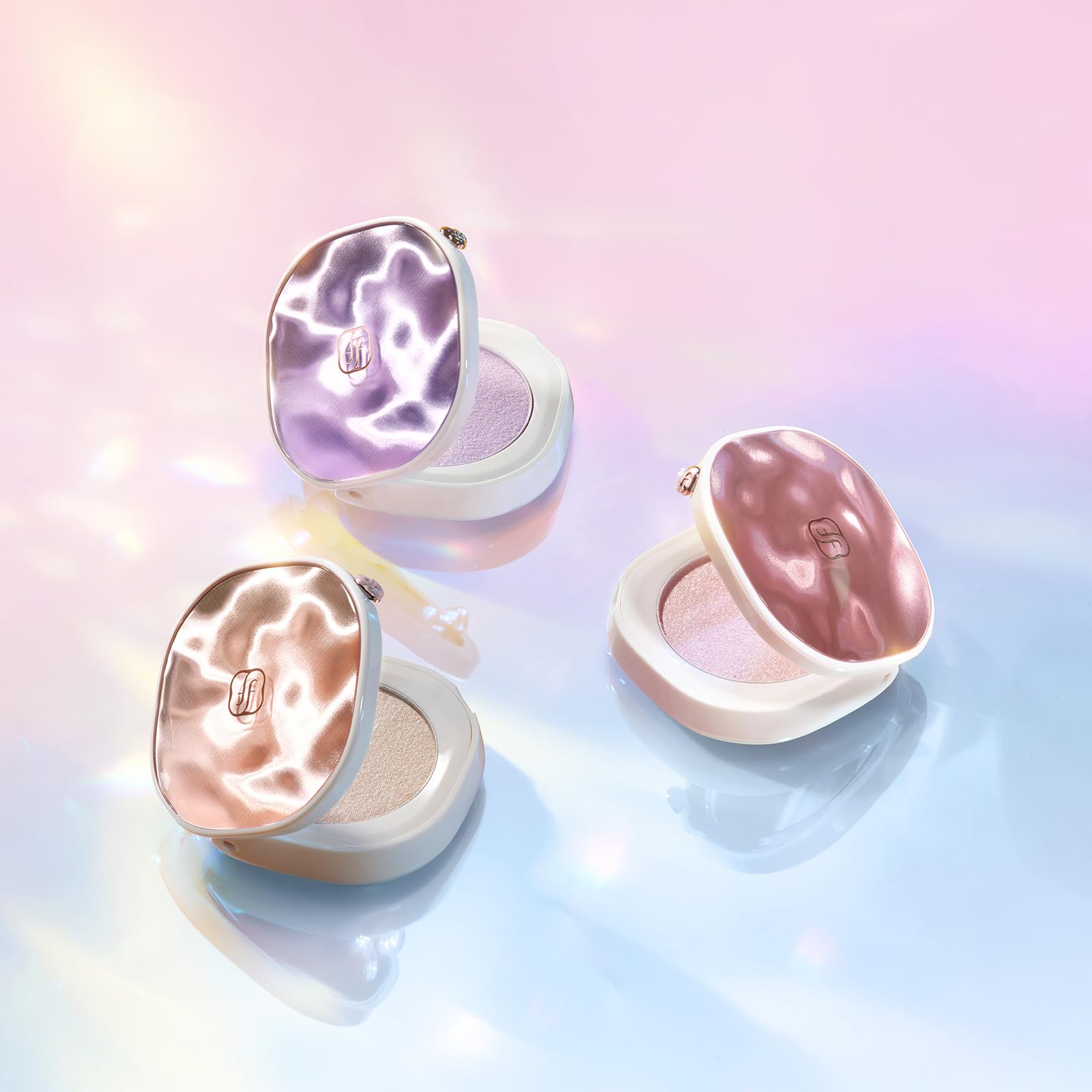 FLORASIS Gentle Waves Aqua Glow Highlighter 03 Lilac Haze – Subtle Radiance