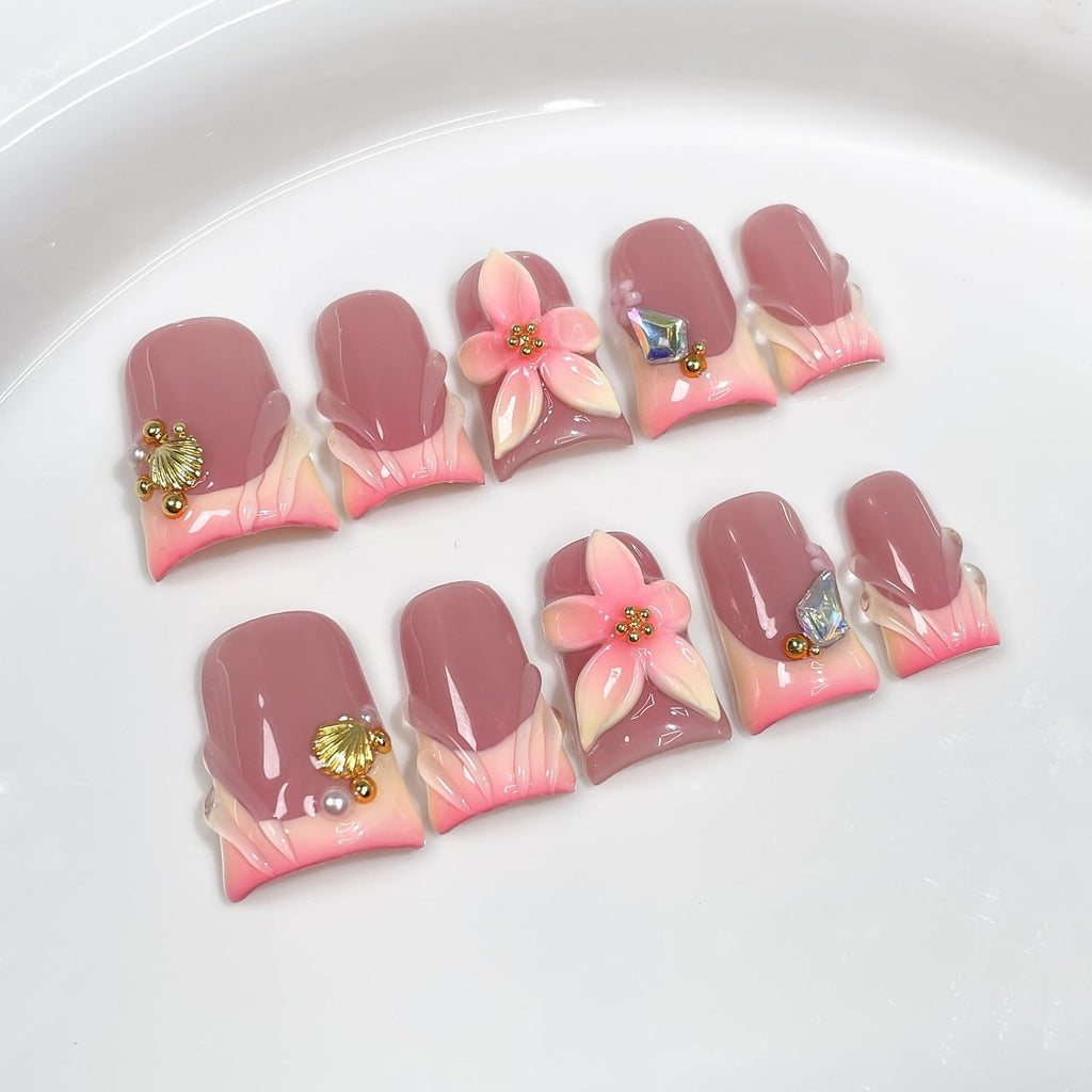 10 Pcs Flower Press On Nails – Handmade Duck Golden Shell Designs & Gradient French Tip