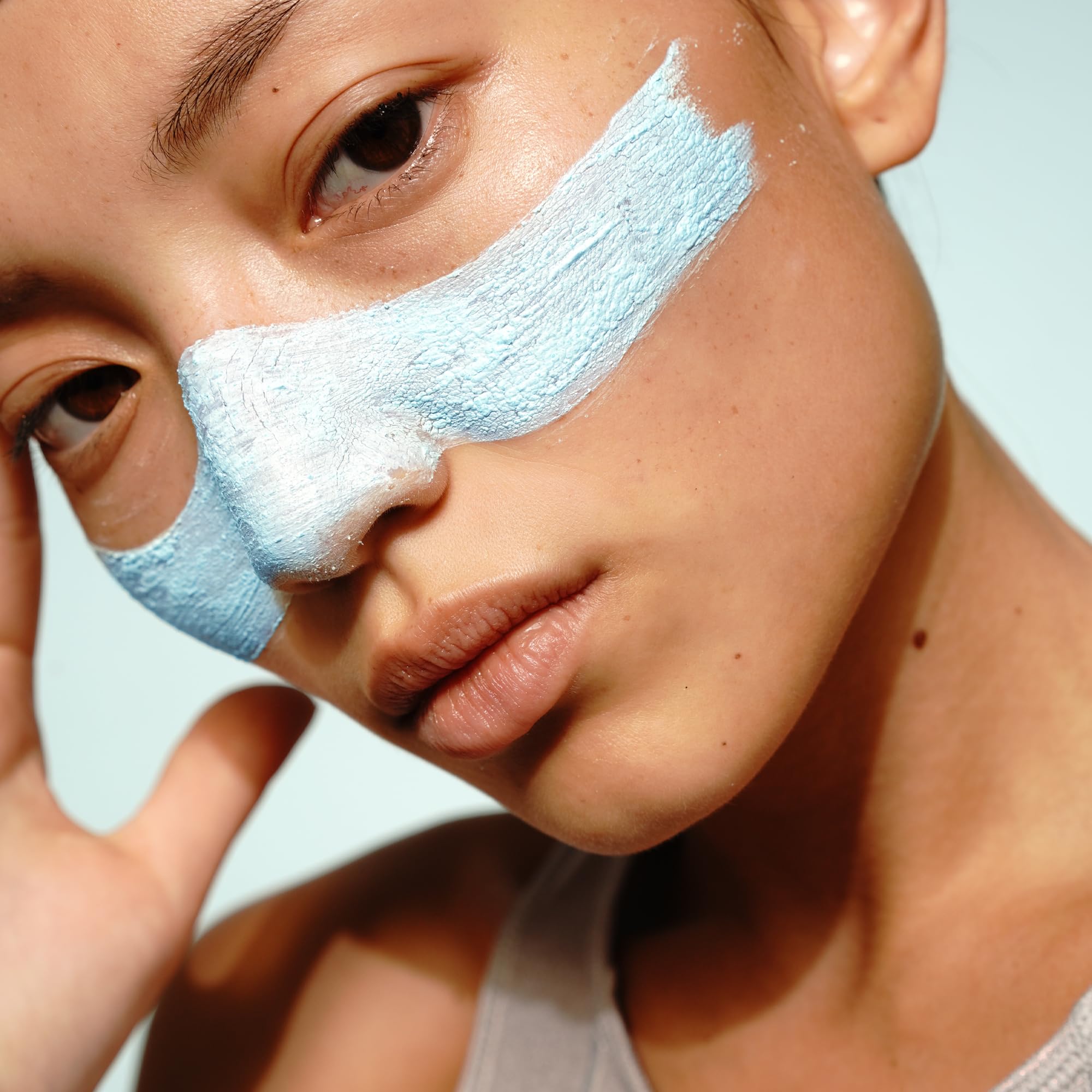 FRÉ Exfoliating Acne Face Mask – Clarifying & Exfoliating with Kaolin Clay, Dead Sea Salt, Lactic & Salicylic Acids