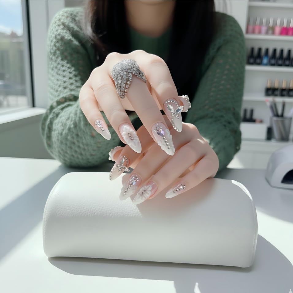FURNUNUBI Handmade Almond Press-On Nails – Light Purple 3D Butterfly Milky Design (Size S)