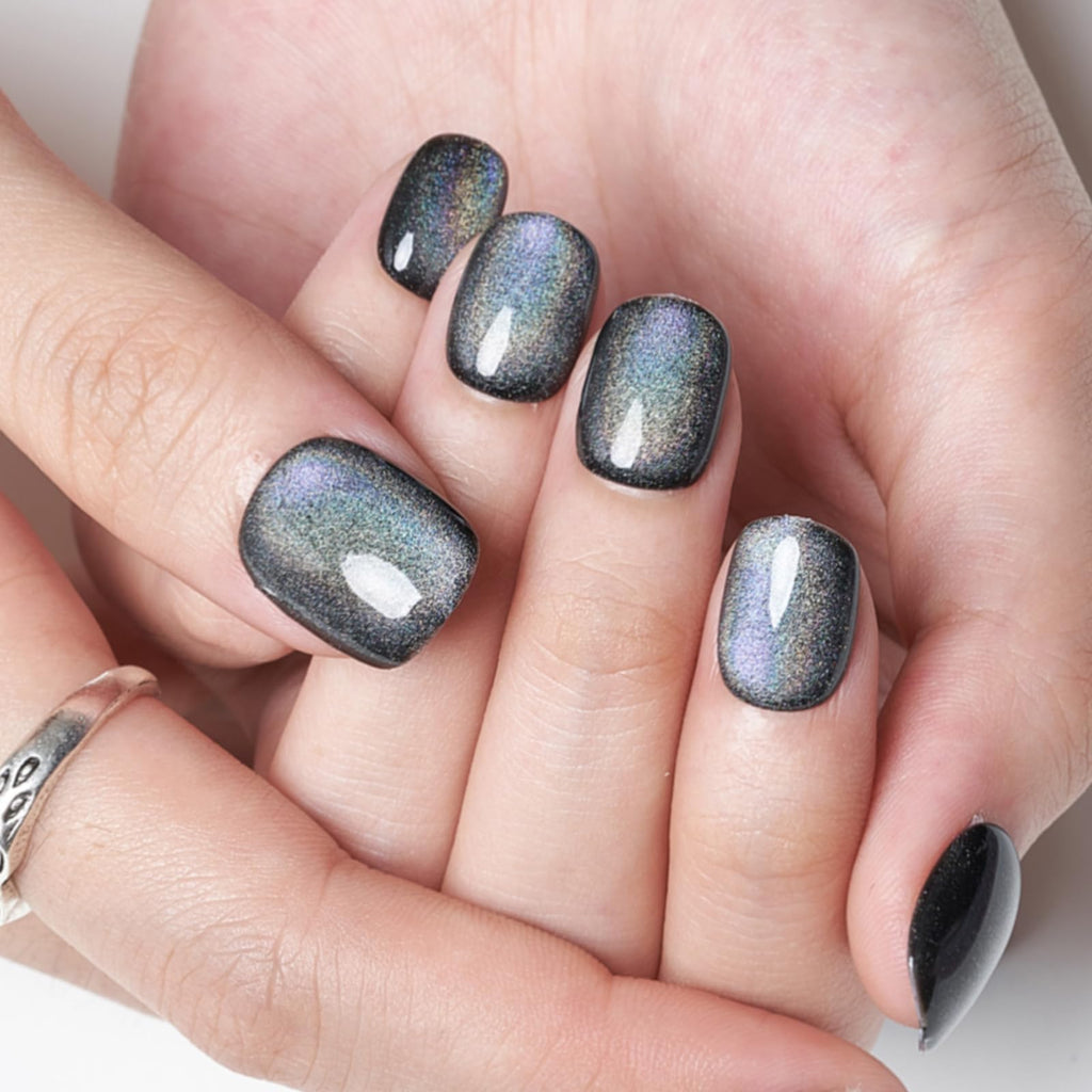 GLAMERMAID Laser Black Short Press On Nails – Aurora Cat Eyes, Extra Short Squoval Glue-On Kit