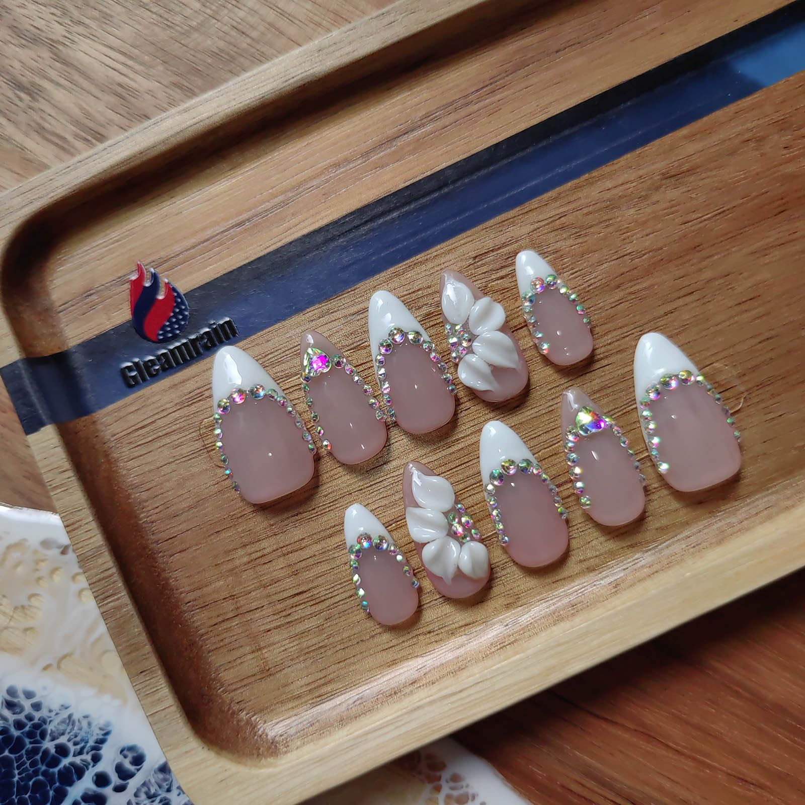 Gleamrain Handmade Almond Press-On Nails – Luxury Medium 10-Pcs by P09
