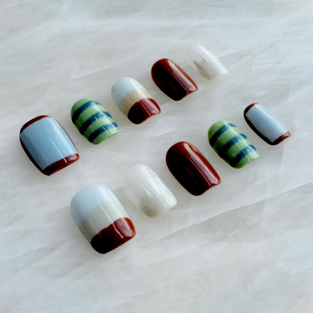 GLORS Purely Handmade Press On Nails — Kawaii Short Square Set, 10pc (Small SS)