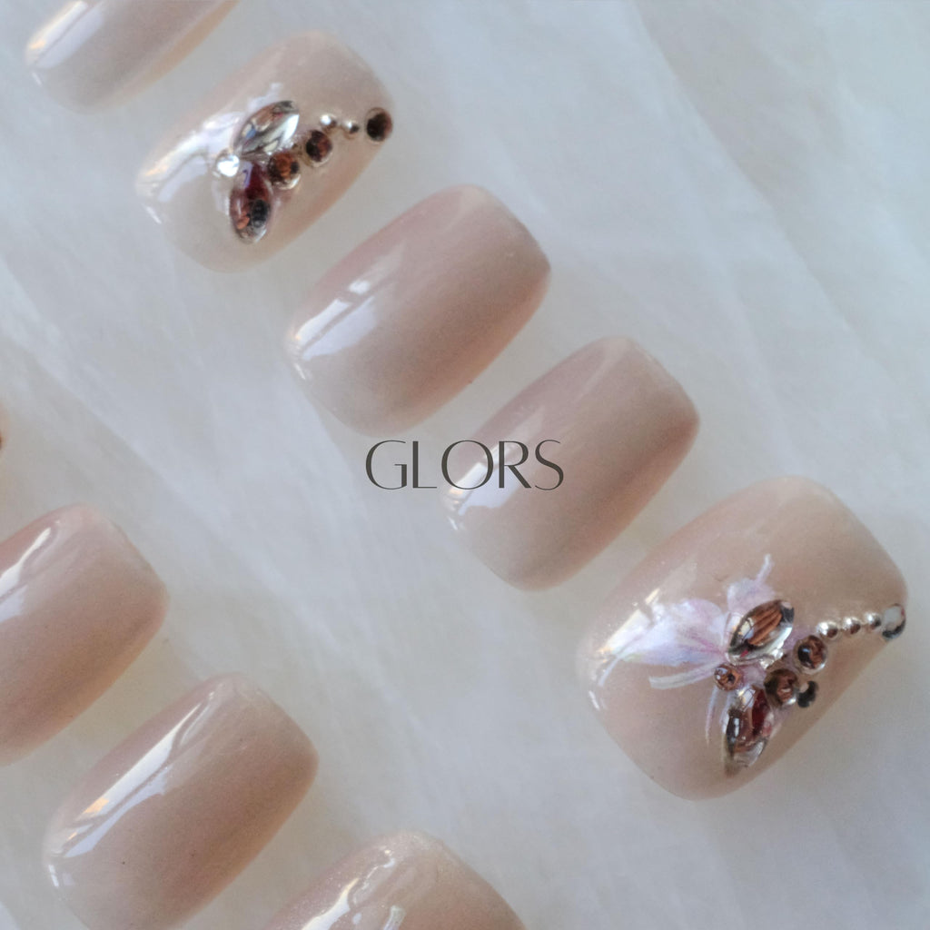 GLORS Purely Handmade Short Press On Nails | SCSbutterfly Cat-Eye Art (10 pcs, Small)