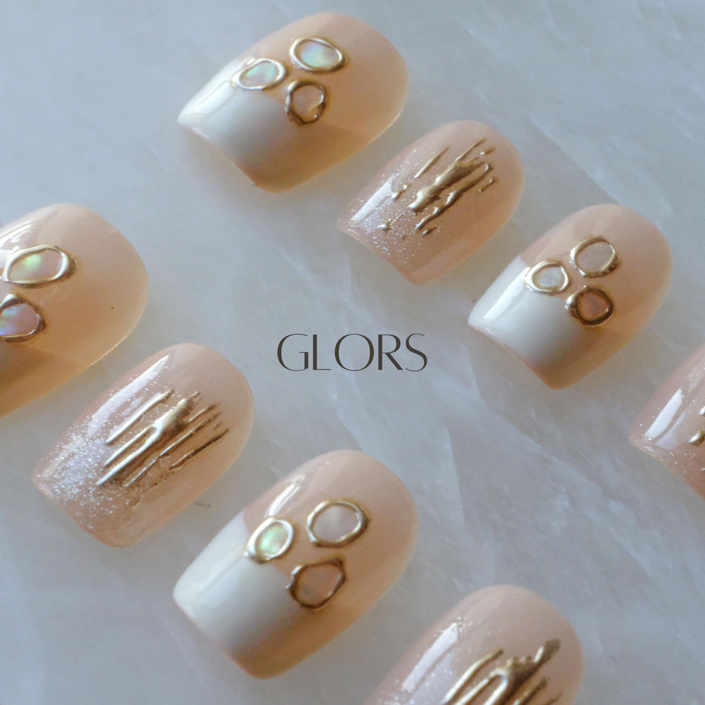 GLORS Purely Handmade Press On Nails | Mica Love Shell Piece – Short Square, 10 pcs