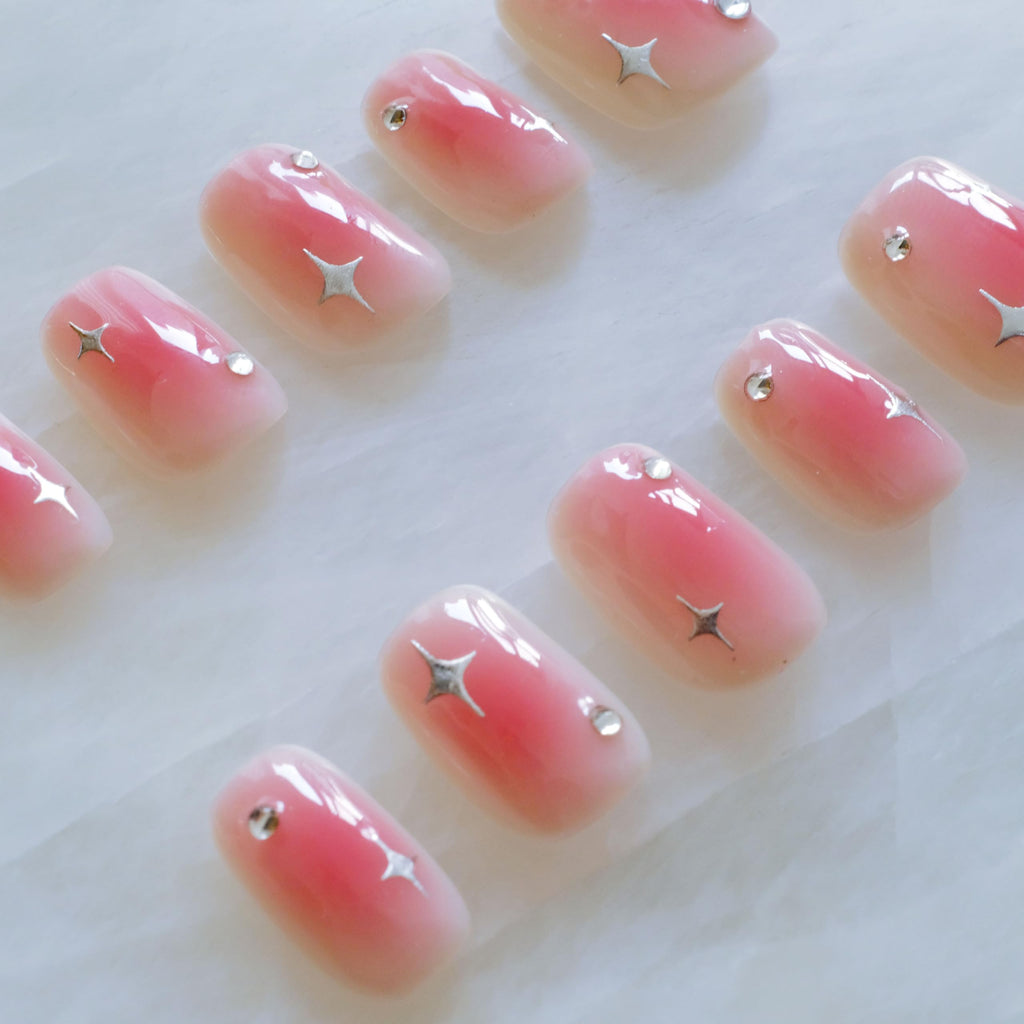 GLORS Short Square Press On Nails – Pink + Silver Stars, 10 Pcs | Salon Quality