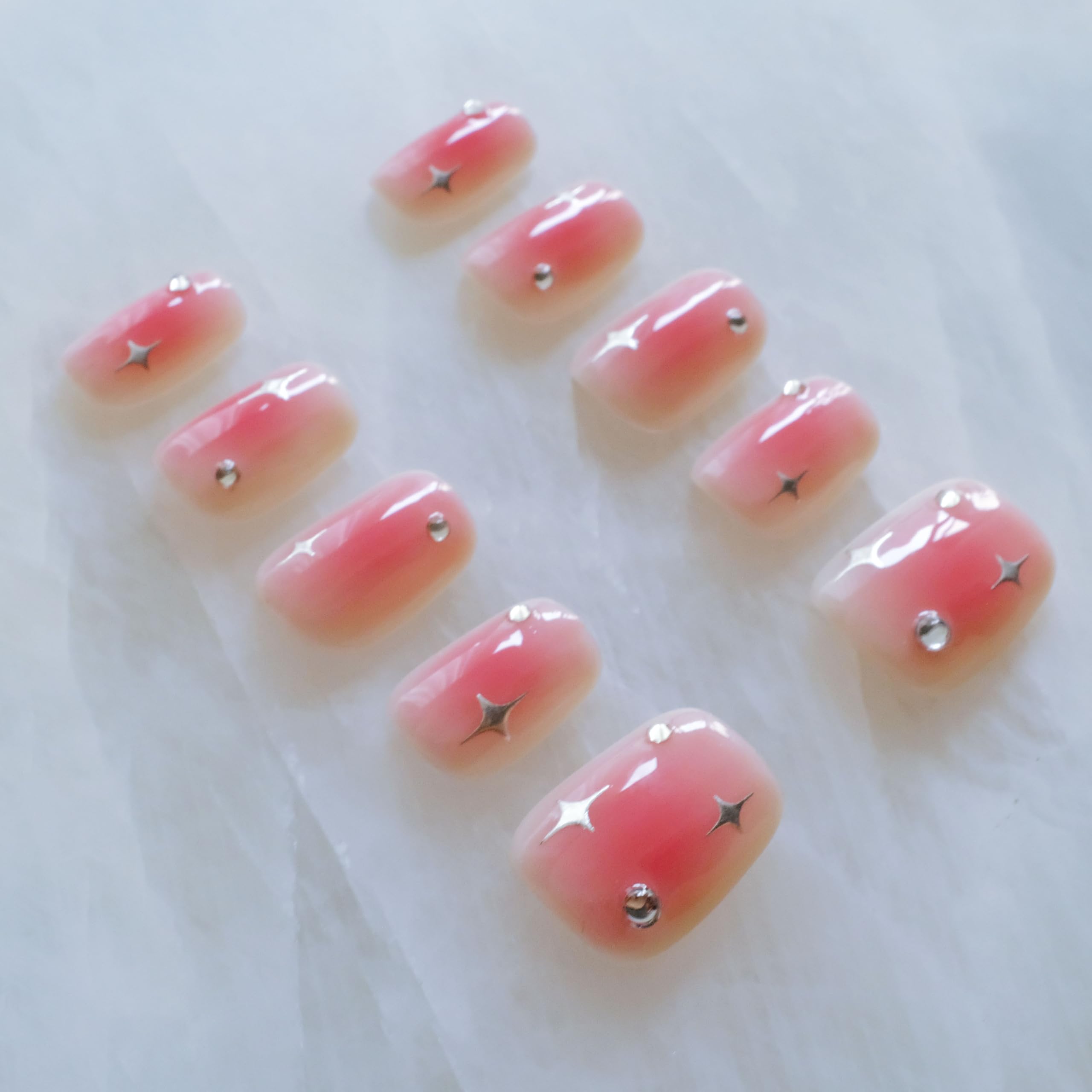 GLORS Short Square Press On Nails – Pink + Silver Stars, 10 Pcs | Salon Quality