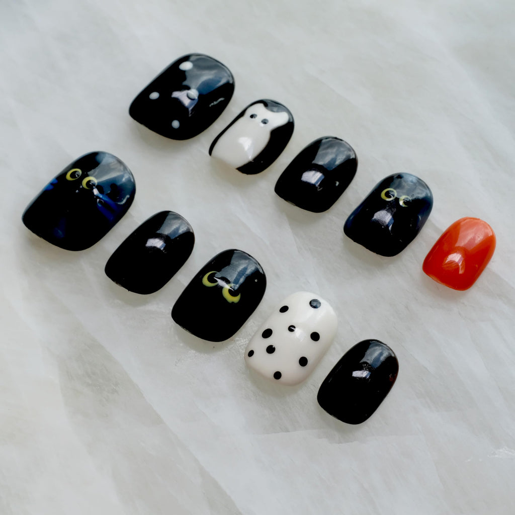 [GLORS] Purely Handmade Press On Nails | Kawaii Black Short Square, 10 pcs (SS) – Salon Quality
