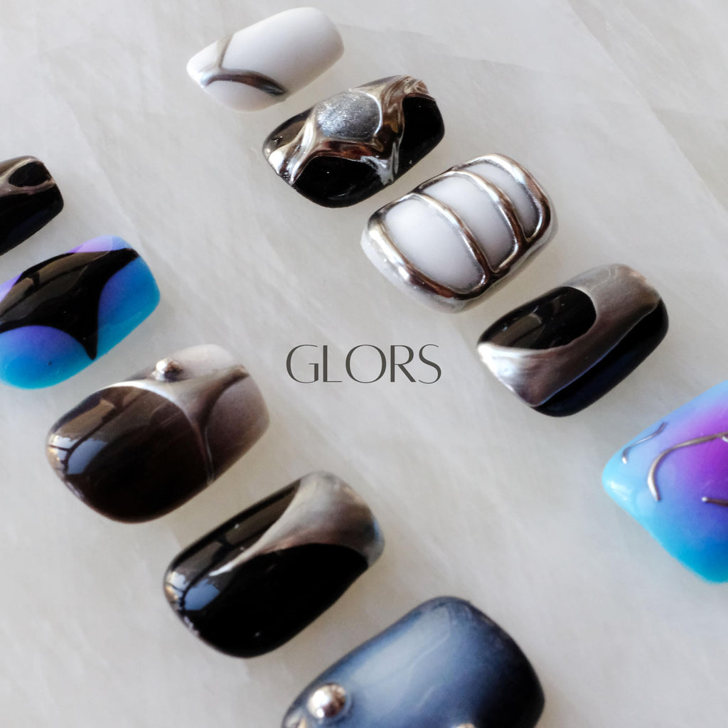 [GLORS] Purely Handmade Press On Nails | AI Cyberpunk Metallic Short Square – 10 Pieces