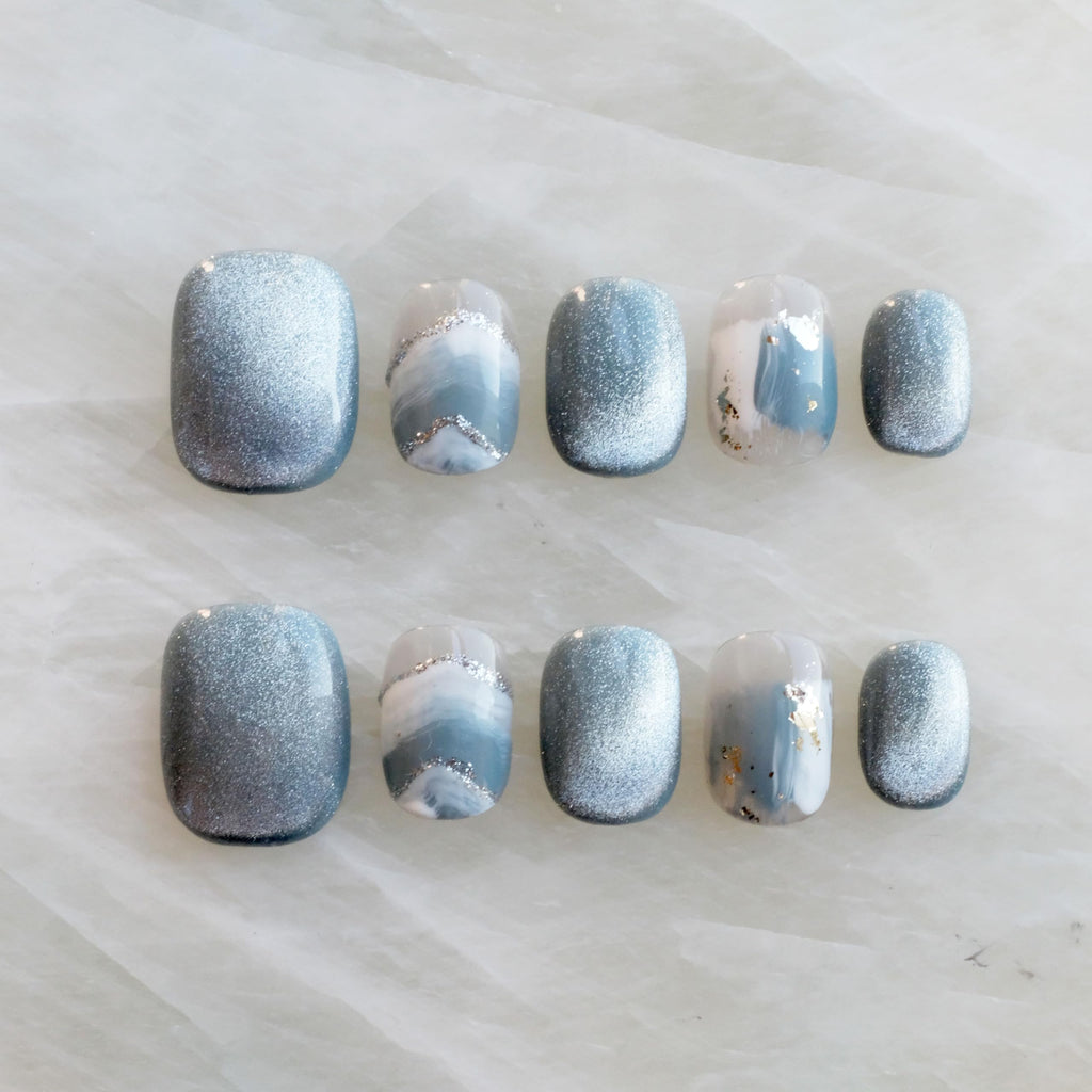 GLORS Purely Handmade Press On Nails - Blue White Glitter Snow Mountain, Short Square (SS) | 10 pcs