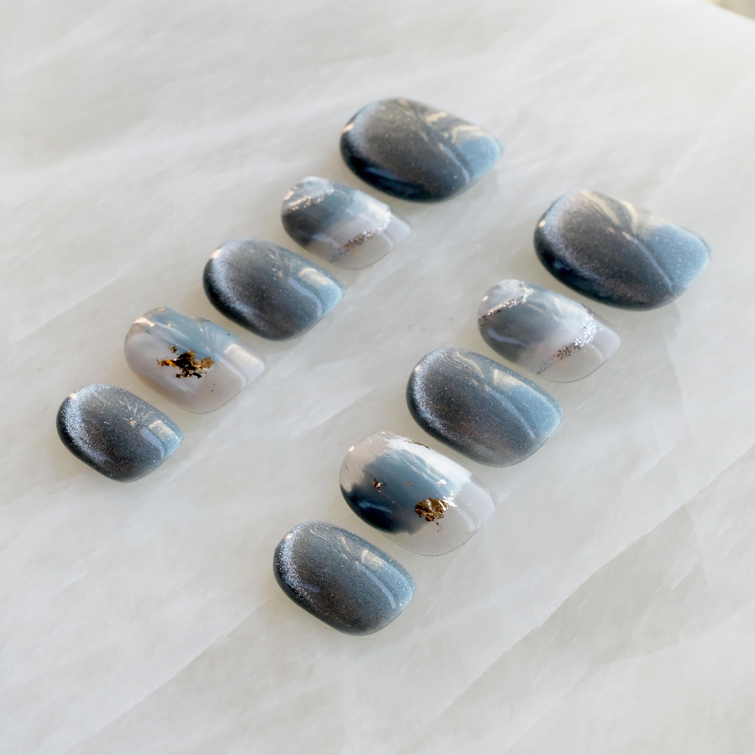 GLORS Purely Handmade Press On Nails – Blue & White Glitter Snow Mountain, Short Square, 10 Pieces