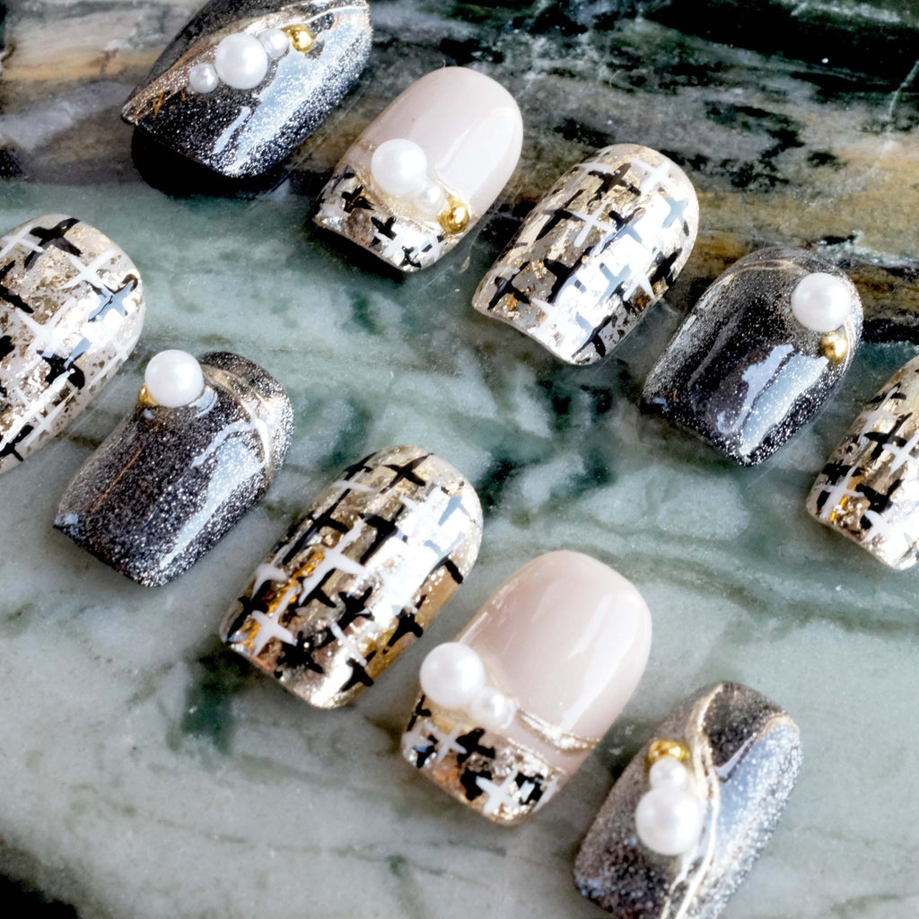 GLORS Purely Handmade Press On Nails | Gold & Pearl Short Square, 10 Pcs (Medium, SS)