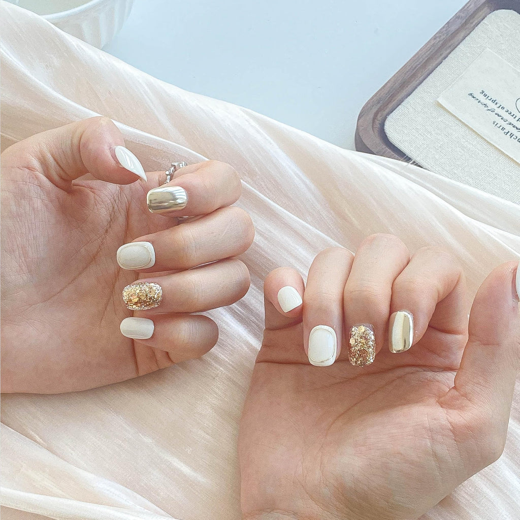 GLORS Purely Handmade Press On Nails | Beige Gold Glitter Short Square 10-Piece Set | Salon Quality