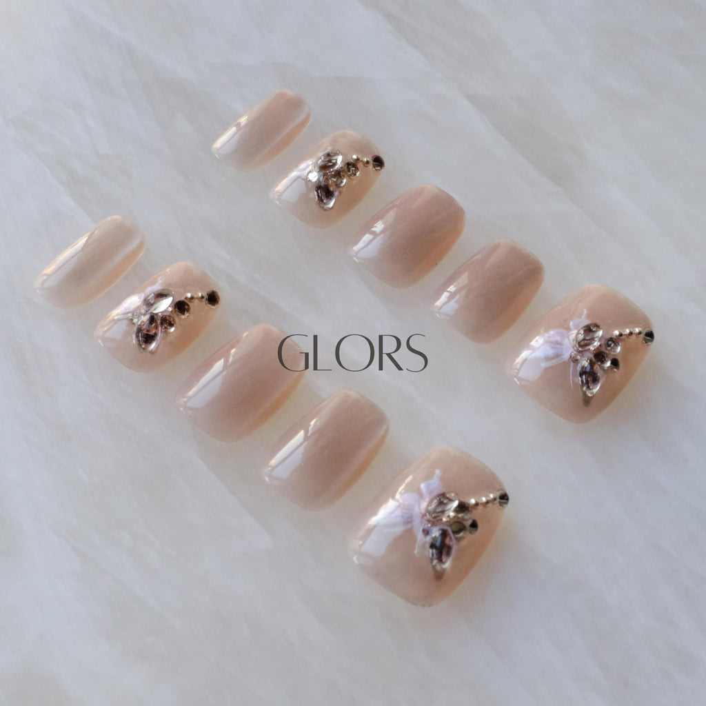 GLORS Purely Handmade Short Press On Nails – Butterfly Cat-Eye Art, 10pcs