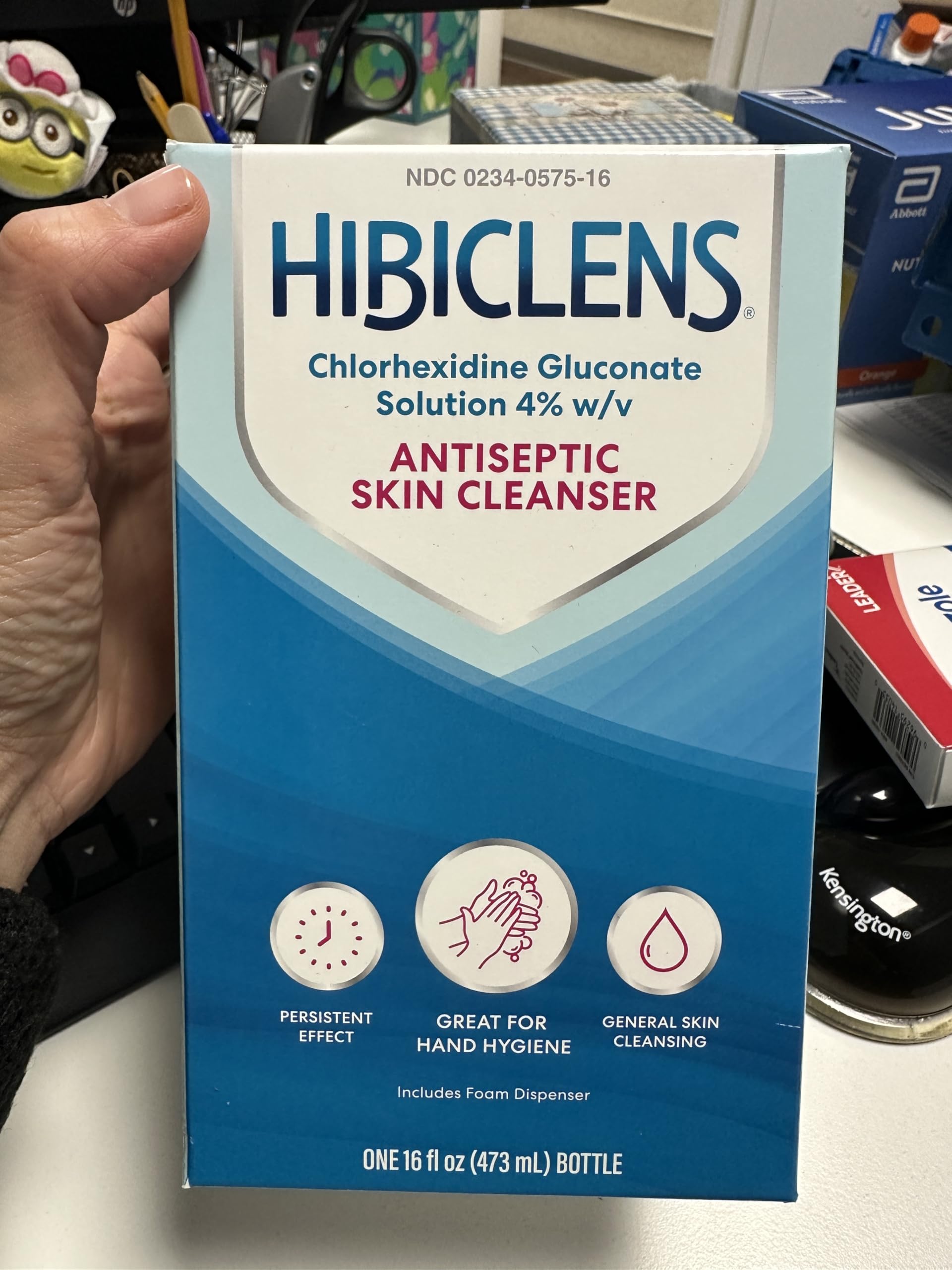 Hibiclens Antimicrobial Skin Soap with Foaming Pump – 16 oz (Pack of 2)