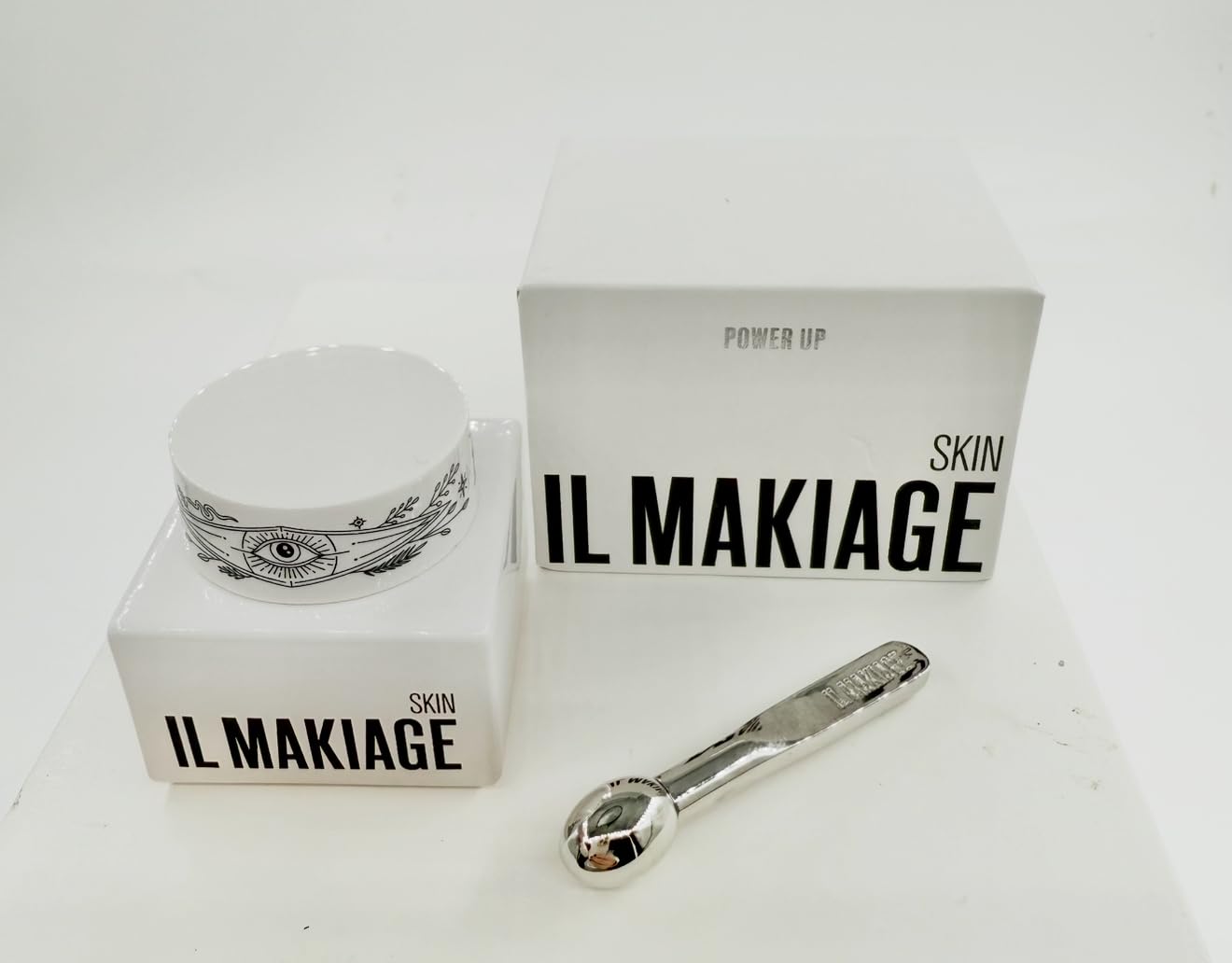 Il Makiage Power Up Eye Cream – Anti-Aging Brightness Boosting Eye Treatment